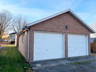 Property photo 5 - REAL ESTATE AUCTION SINGLE FAMILY BRICK HOME - NEW PARIS, OHIO (PREBLE COUNTY)