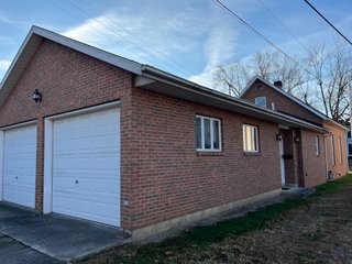 Property photo 6 - REAL ESTATE AUCTION SINGLE FAMILY BRICK HOME - NEW PARIS, OHIO (PREBLE COUNTY)