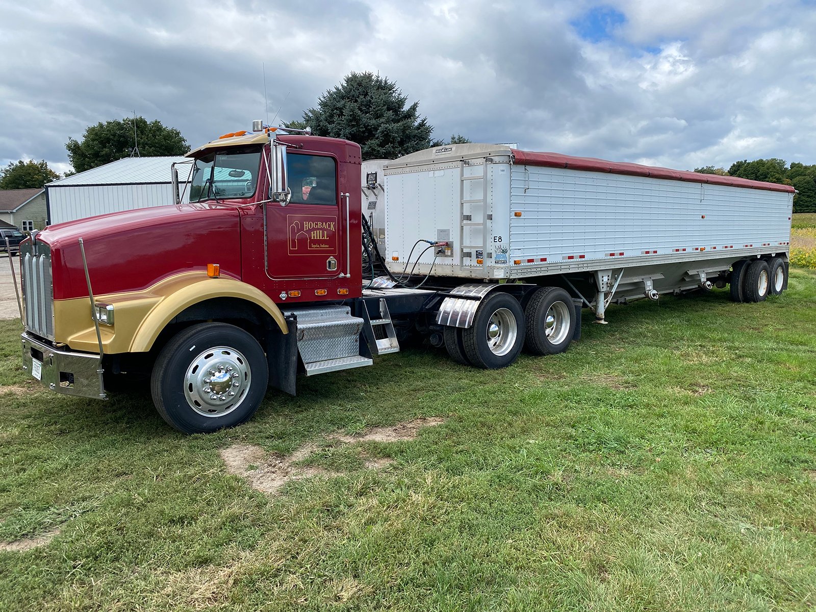 Property photo 2 - FARM EQUIPMENT RETIREMENT AUCTION IN LAGRANGE COUNTY, INDIANA