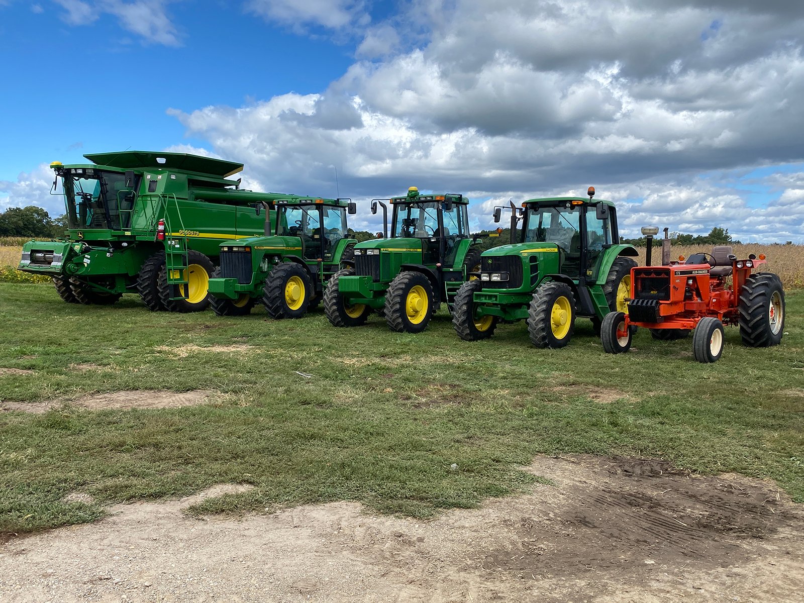 Property photo 10 - FARM EQUIPMENT RETIREMENT AUCTION IN LAGRANGE COUNTY, INDIANA
