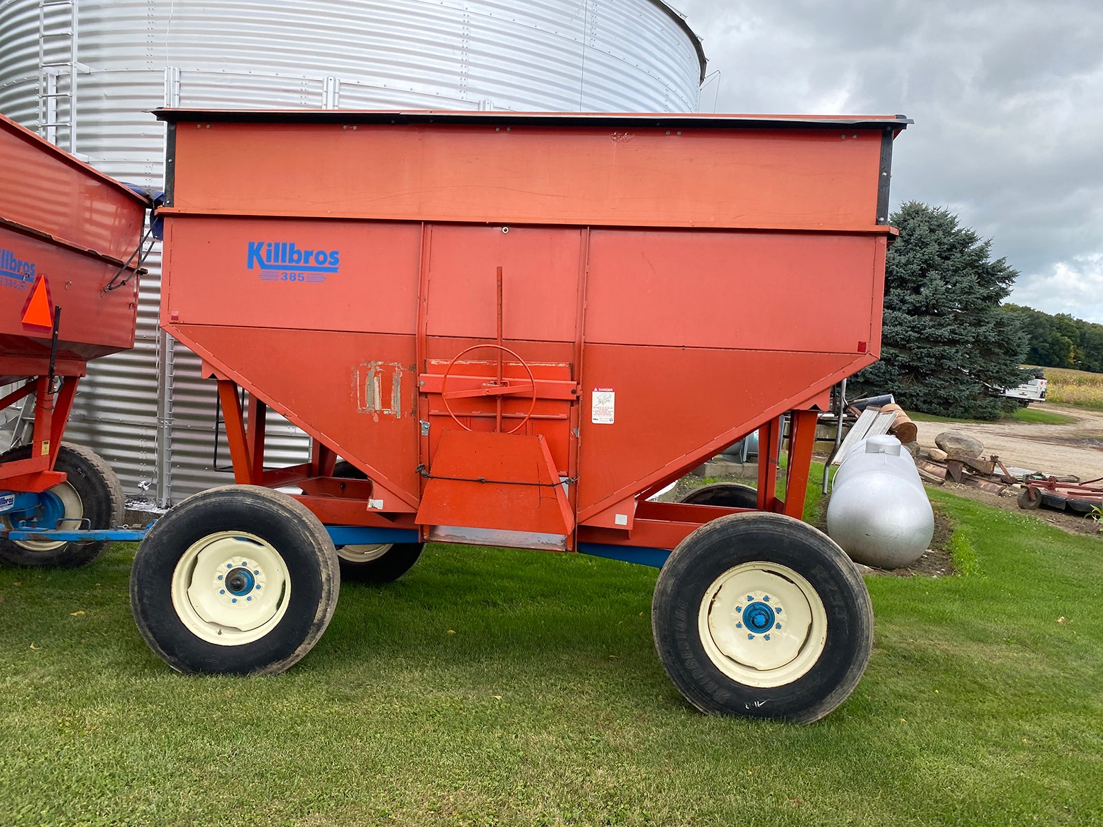 Property photo 30 - FARM EQUIPMENT RETIREMENT AUCTION IN LAGRANGE COUNTY, INDIANA