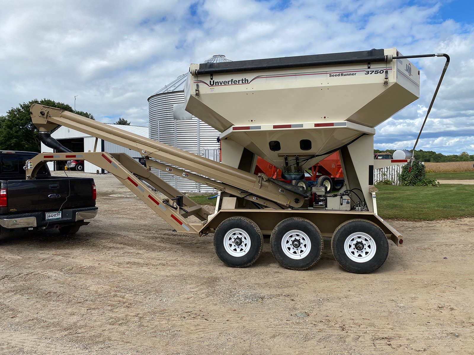 Property photo 31 - FARM EQUIPMENT RETIREMENT AUCTION IN LAGRANGE COUNTY, INDIANA