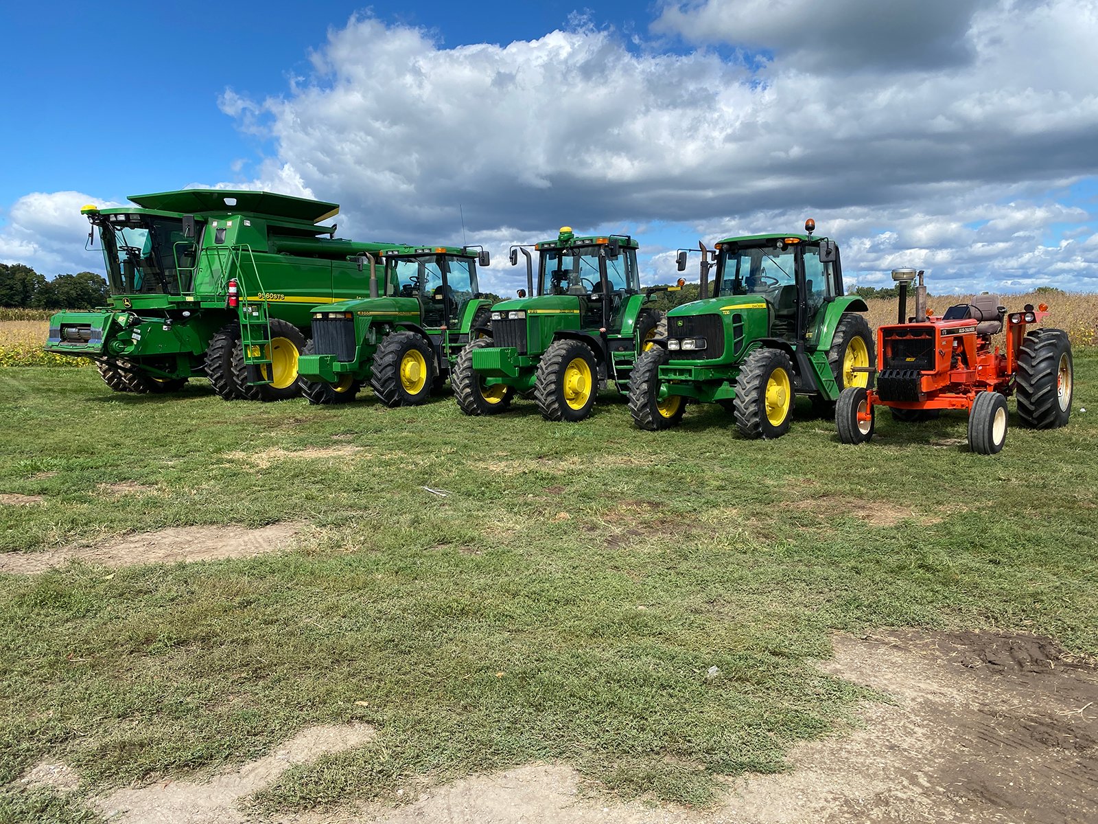 Property photo 39 - FARM EQUIPMENT RETIREMENT AUCTION IN LAGRANGE COUNTY, INDIANA