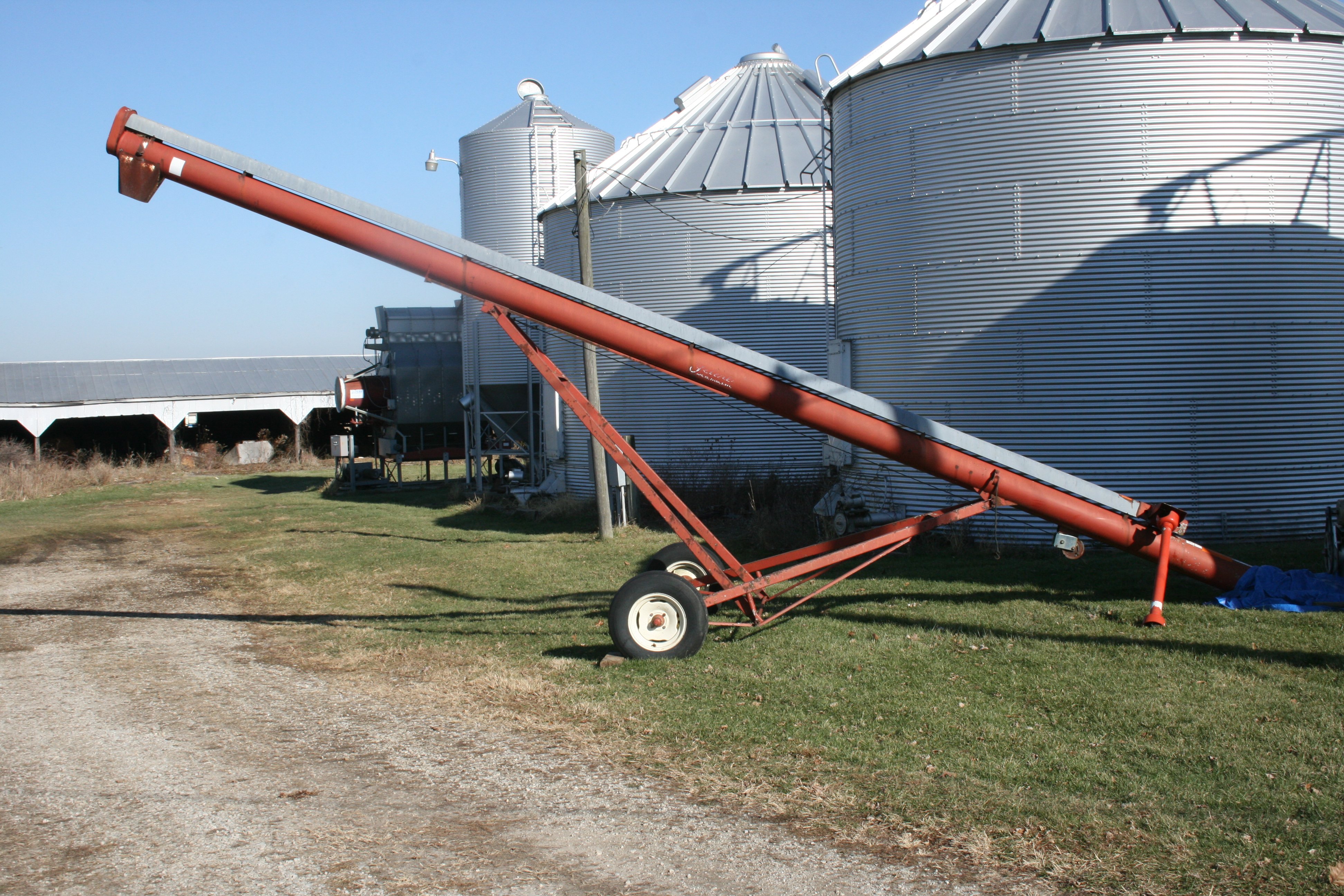 Property photo 23 - FARM EQUIPMENT AUCTION IN WHITLEY COUNTY, INDIANA
