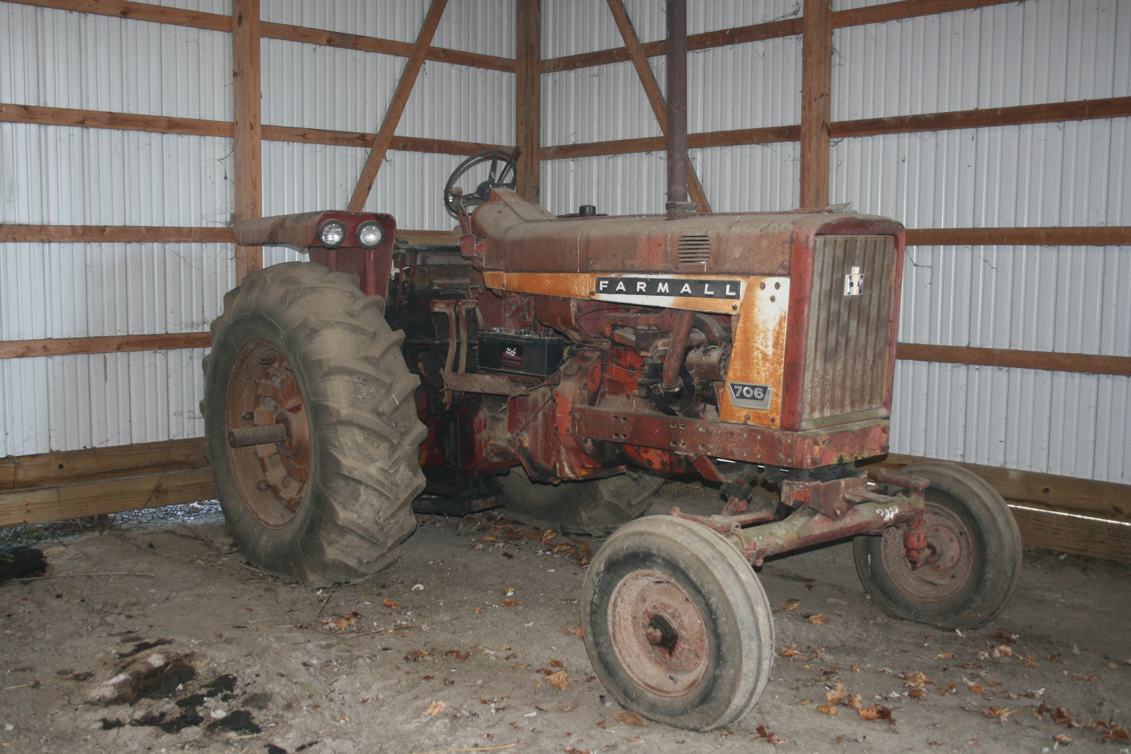 Property photo 4 - FARM EQUIPMENT AUCTION IN WHITLEY COUNTY, INDIANA