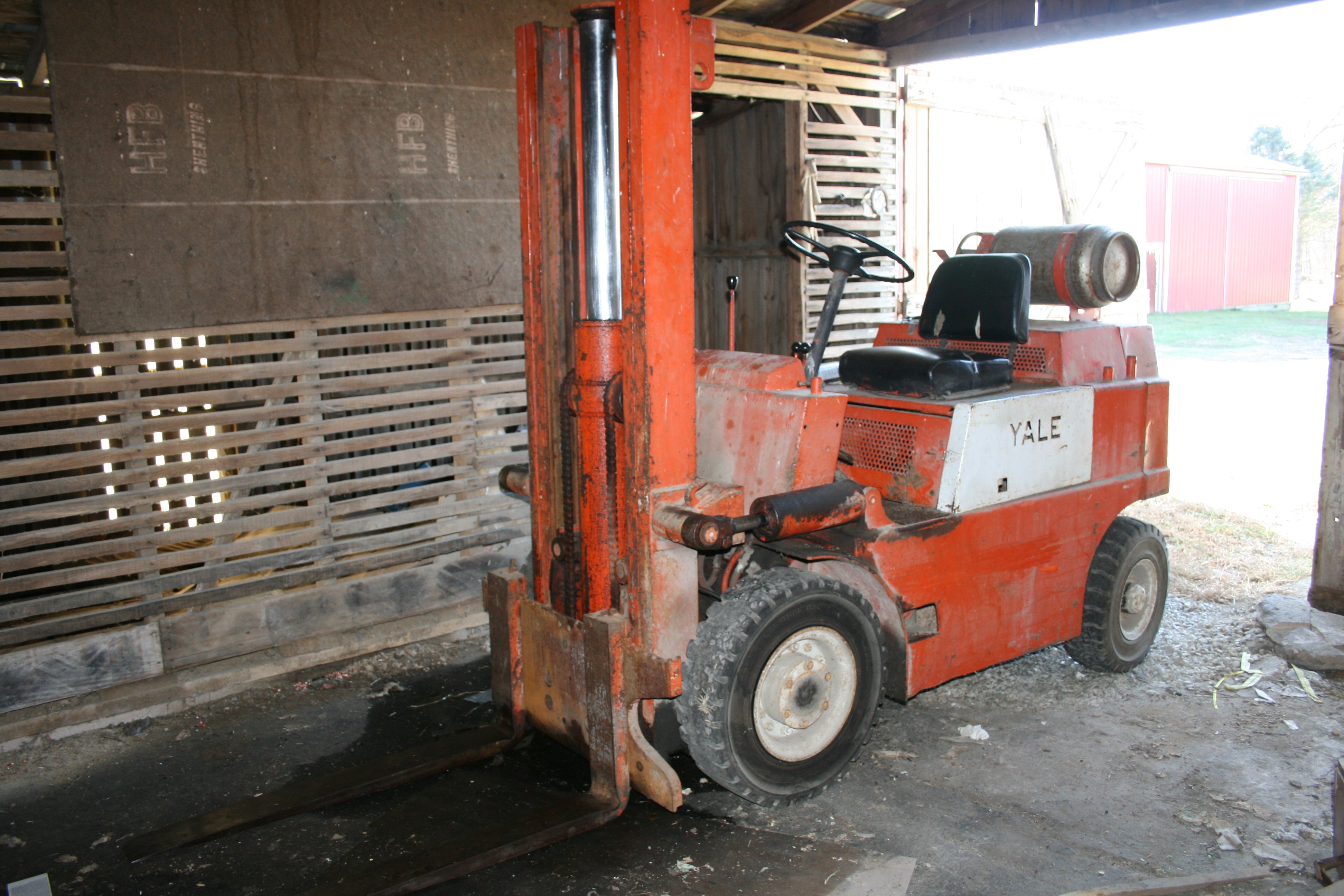 Property photo 34 - FARM EQUIPMENT AUCTION IN WHITLEY COUNTY, INDIANA