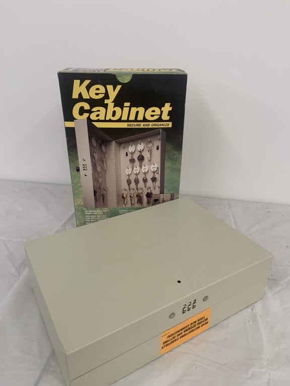 Property photo 208 - TIMED ONLINE ONLY PERSONAL PROPERTY AUCTION IN ALLEN COUNTY, INDIANA