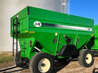 Property photo 11 - RETIREMENT FARM EQUIPMENT AUCTION IN WAYNE COUNTY, INDIANA