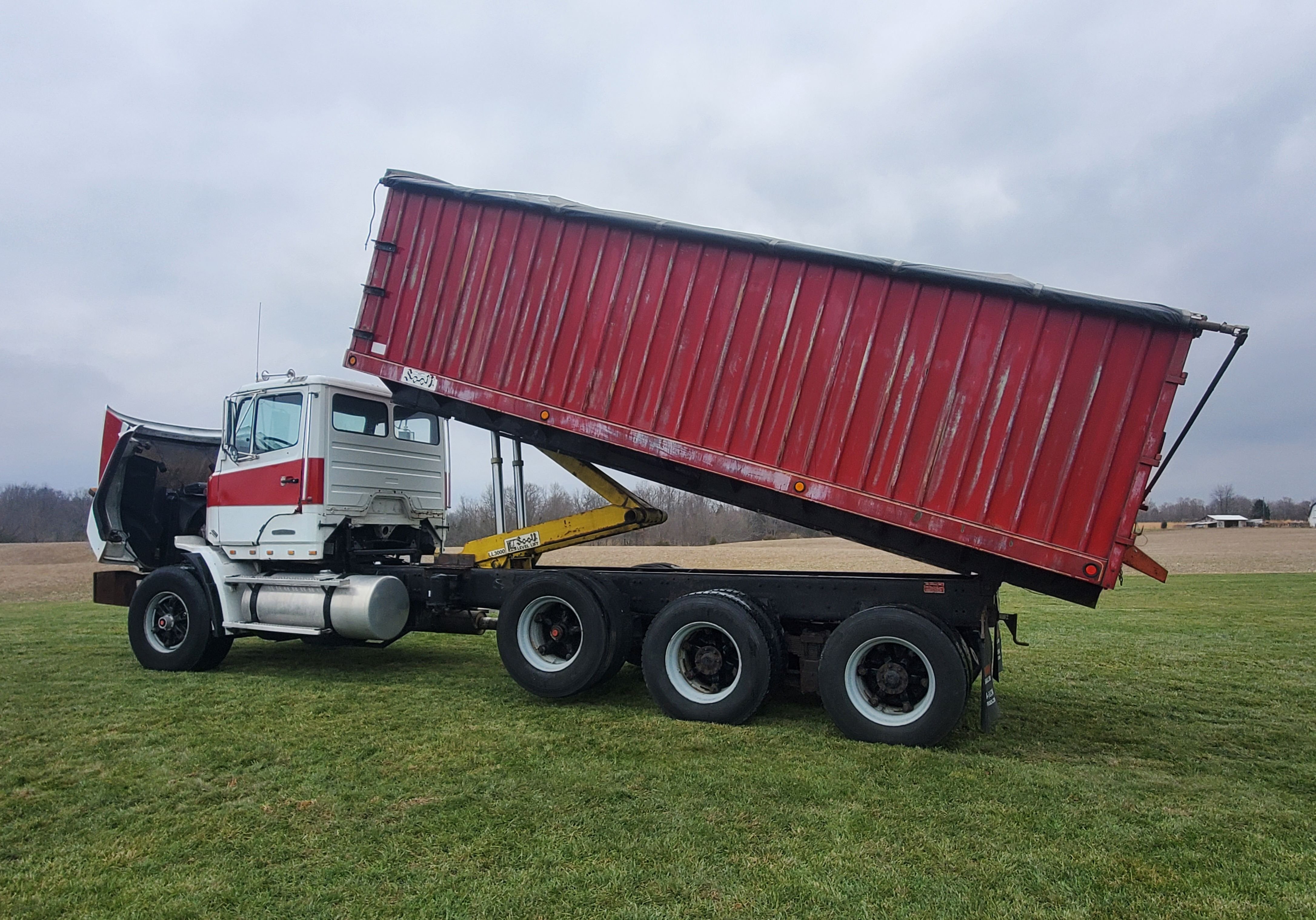Property photo 122 - RETIREMENT FARM EQUIPMENT AUCTION IN SWITZERLAND COUNTY, INDIANA
