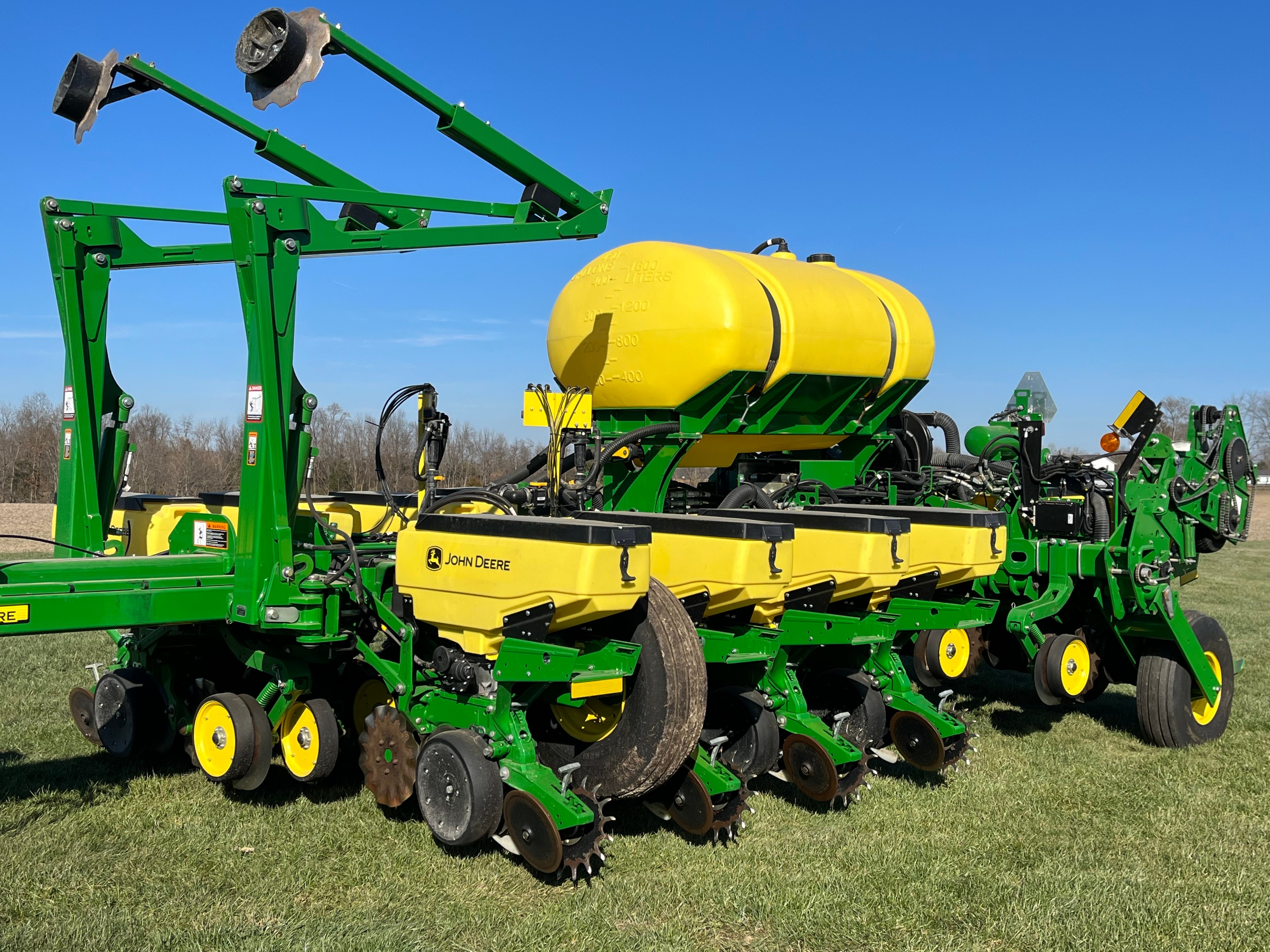 Property photo 137 - RETIREMENT FARM EQUIPMENT AUCTION IN SWITZERLAND COUNTY, INDIANA