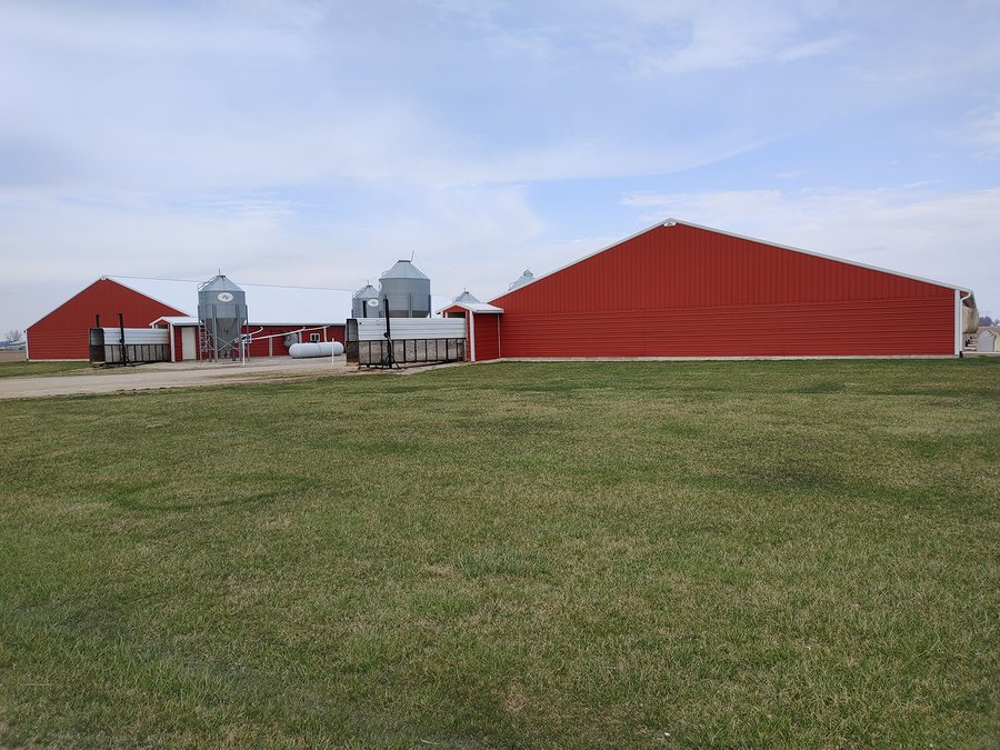 For sale: HOG FARM FOR SALE - NURSERY FACILITY - ADAMS COUNTY, IN - 6 Miles East of Bluffton, Indiana