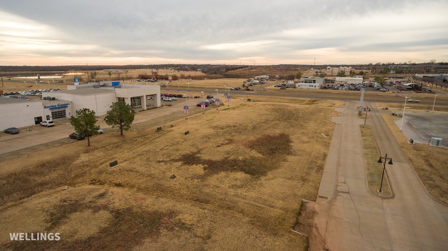 For sale: WEST STILLWATER COMMERCIAL LOT ON HIGHWAY 51 - Excellent Corner Lot Located Directly North of Walmart
