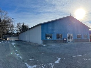 <b><font size=5 color=red>**PRICE REDUCED AGAIN!**</font></b><br><br>Now that the owners have moved to a new location this building is for sale and is a unique opportunity to purchase a large building and commercial lot in a great location right of SR 9 and within Albion. The lot is .710 acres and the property contains a 5,712 sq. ft. building that includes two large workshops as well as two office spaces and a restroom. The perimeter fence was installed around the back end of the lot in 2017. The building boasts excellent internet and phone service with Ligtel Fiber Optics installed in 2019. All new gutters and ice jams were installed in 2020. There is a 7.5 Horsepower air compressor with 3/4 Rapid Air lines on the east end of the building. The building contains dual furnaces, with the west half of the building being heated and cooled and east end being heat only. The building has been managed tremendously and has a wide variety of possible uses! Don't miss out on this unique chance to acquire a nice building with a great location!<li>Great frontage and visibility being located right off SR 9
<li>Hi Efficiency LED Lights Installed in 2020
<li>Extremely well-maintained building
<li>Ligtel Fiber Optics Installed in 2019
<li>Can be creative with uses, very adaptable building!<br>
<li>Water is with Albion City Utilities with an average cost of $30 per month
<li>Utilities NIPSCO (GAS) monthly fees $175 winter $50 summer (Approx)
<li>Electric AEP with costs ranging from $225 - 300 (Approx)
<li>Taxes $3,306.40 per year
<li>$10,000 available from the Town of Albion for front facade upgrading
<li>Possible entrance from back onto S. Liberty St. by applying for a driveway permit
<li>11 1/2ft ceilings
<li>10ft x 12ft overhead door in rear
<li>2- offices and 1 bathroom - REAL ESTATE FOR SALE - COMMERCIAL BUILDING - NOBLE COUNTY, IN **PRICE REDUCED**