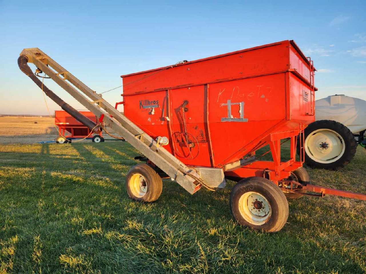 Property photo 20 - FARM EQUIPMENT AUCTION IN DEKALB COUNTY, INDIANA
