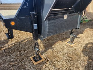 Property photo 124 - FARM EQUIPMENT AUCTION IN CUMBERLAND COUNTY, ILLINOIS