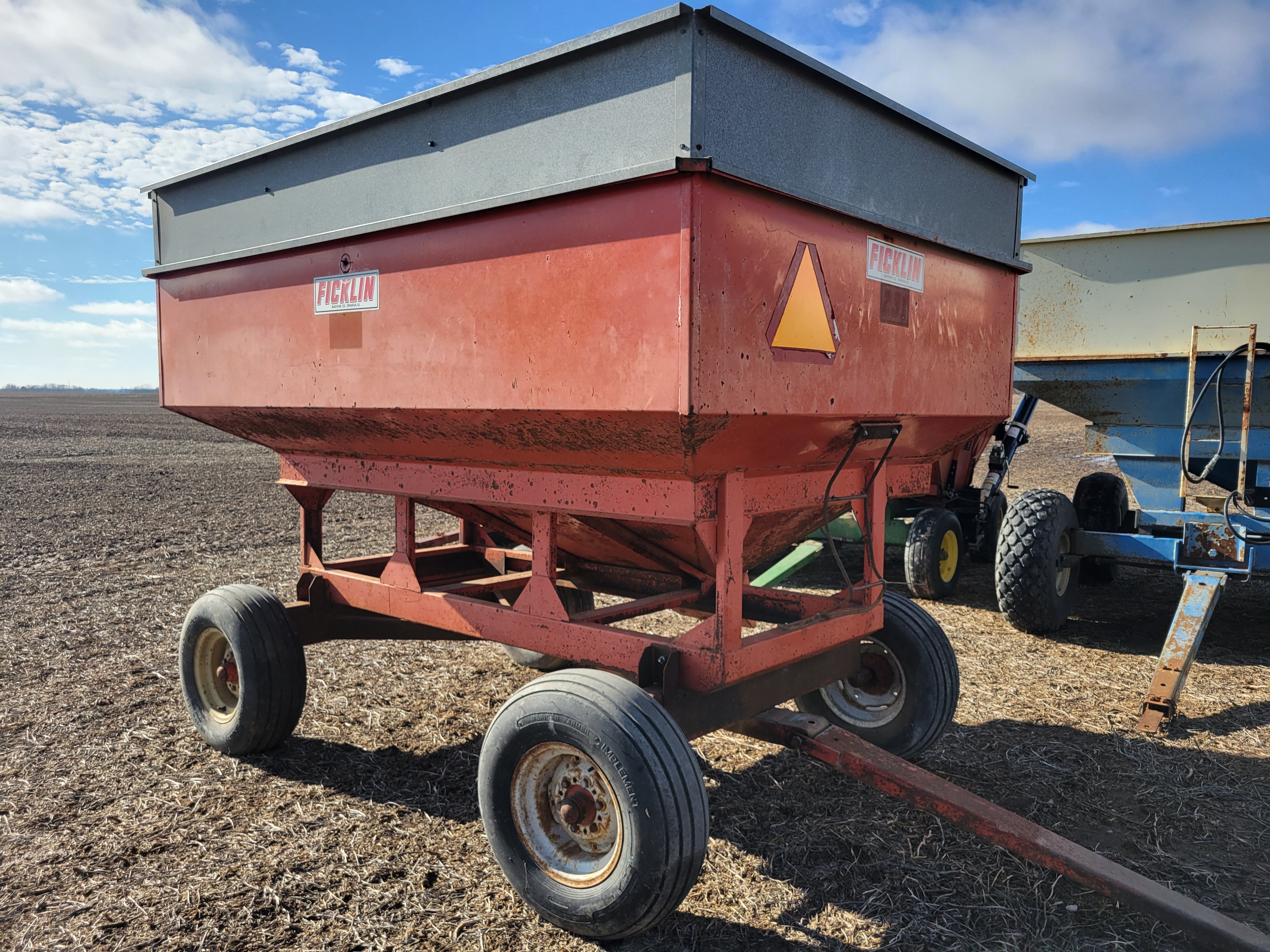 Property photo 151 - FARM EQUIPMENT AUCTION IN CUMBERLAND COUNTY, ILLINOIS