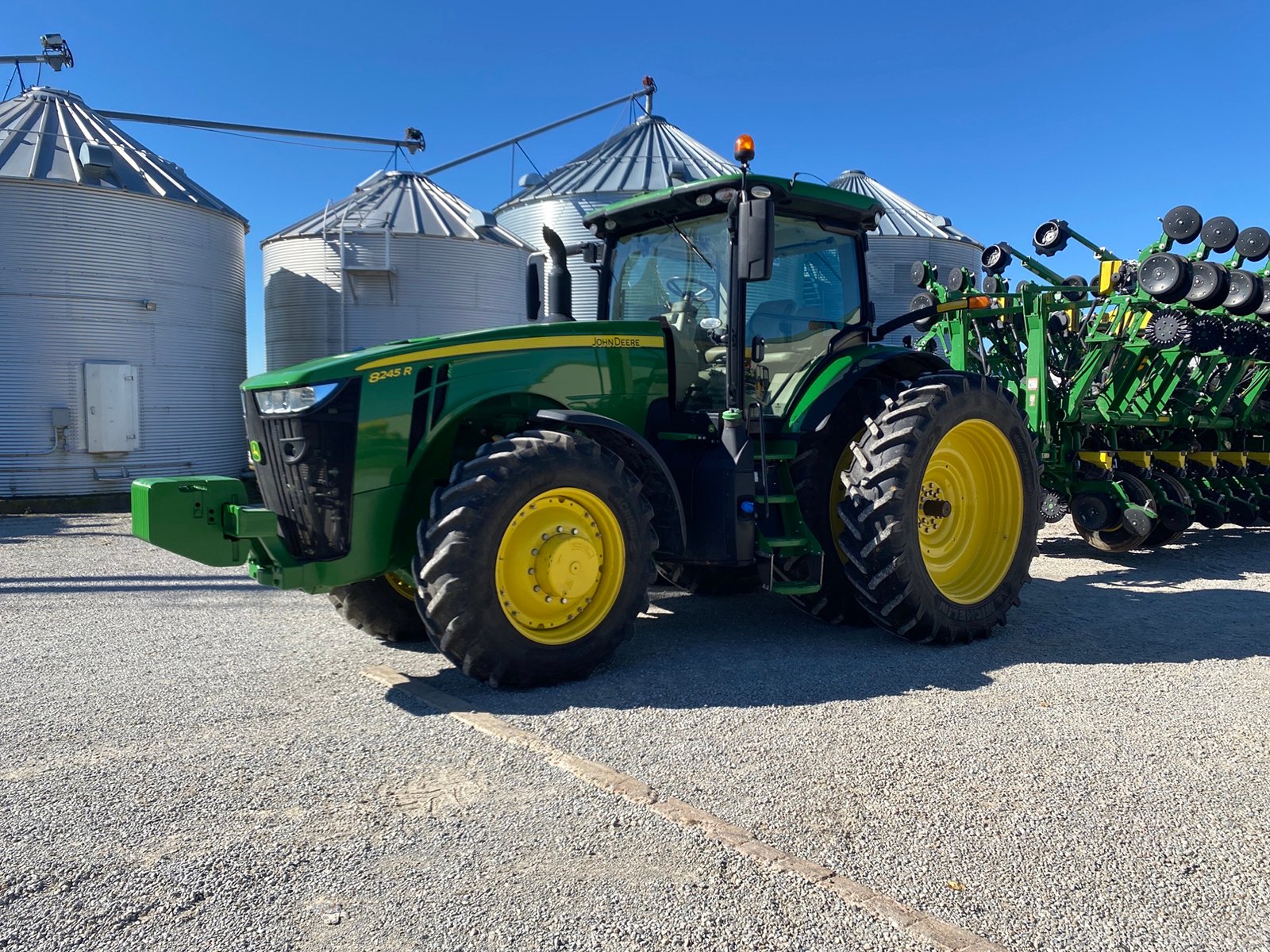 Property photo 17 - FARM EQUIPMENT AUCTION IN CUMBERLAND COUNTY, ILLINOIS