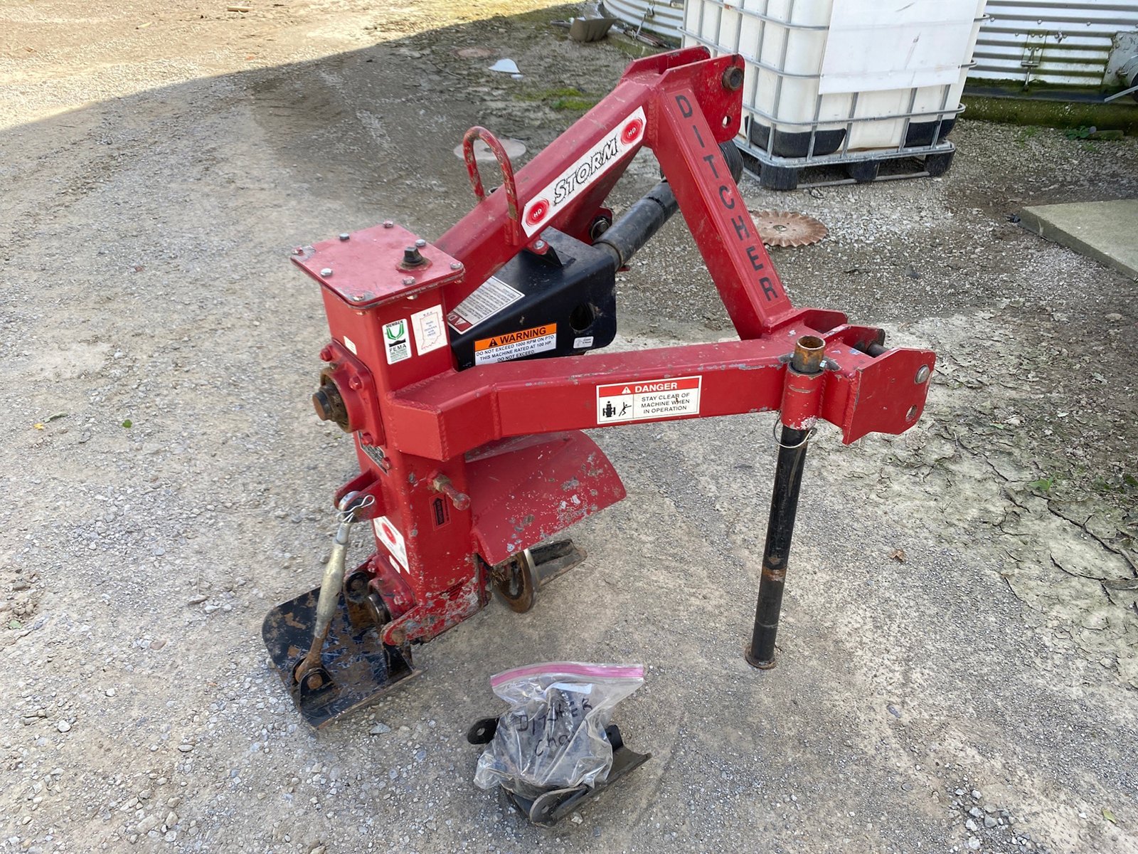 Property photo 59 - FARM EQUIPMENT AUCTION IN CUMBERLAND COUNTY, ILLINOIS
