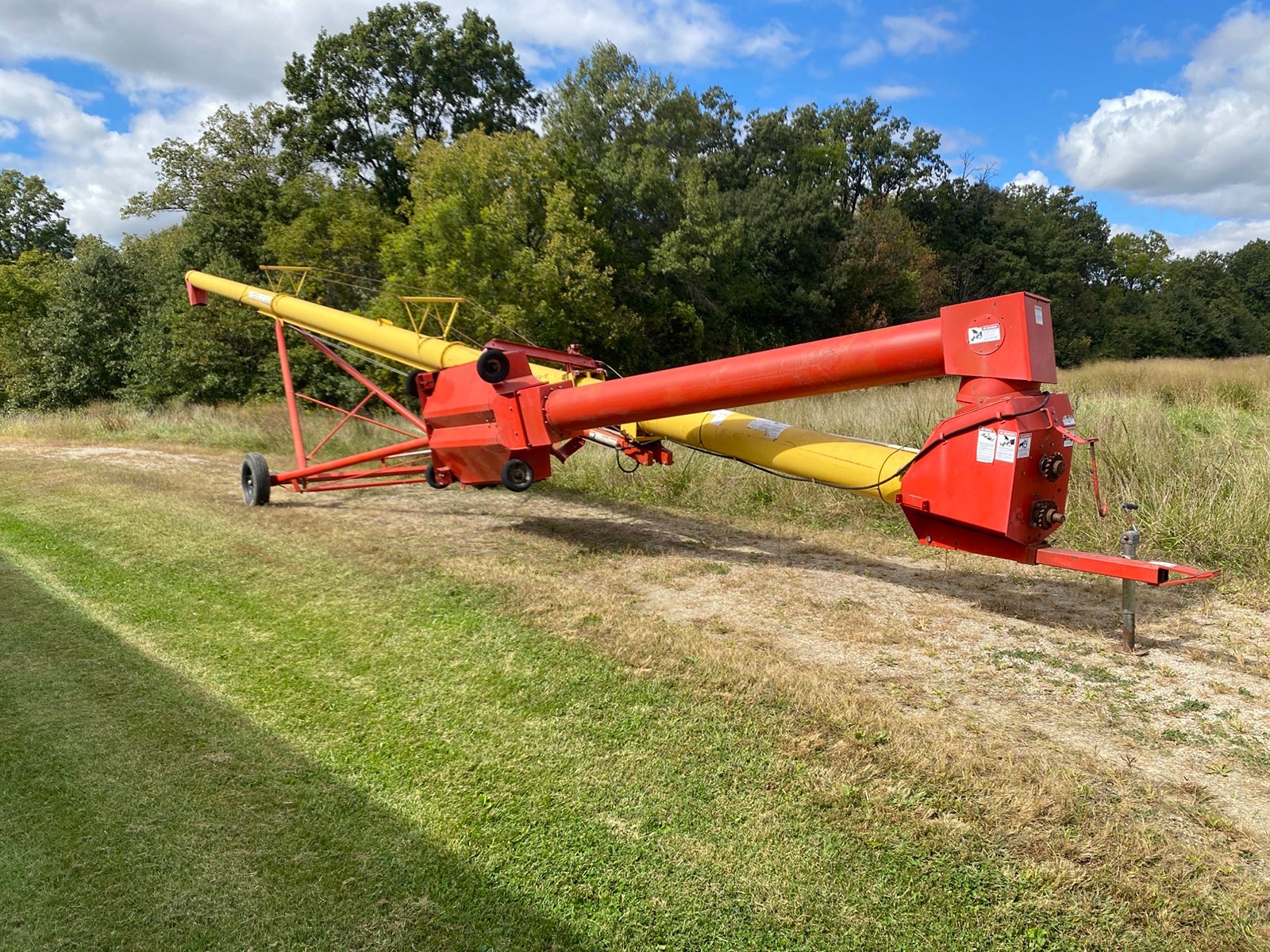 Property photo 66 - FARM EQUIPMENT AUCTION IN CUMBERLAND COUNTY, ILLINOIS