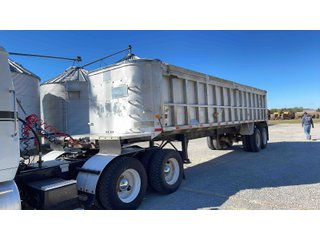 Property photo 29 - FARM EQUIPMENT AUCTION IN CUMBERLAND COUNTY, ILLINOIS