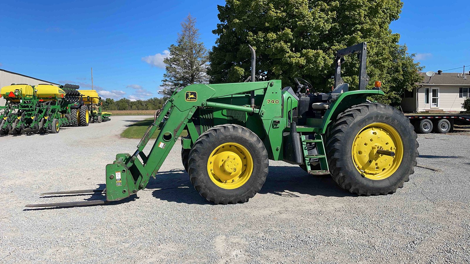 Property photo 10 - FARM EQUIPMENT AUCTION IN CUMBERLAND COUNTY, ILLINOIS