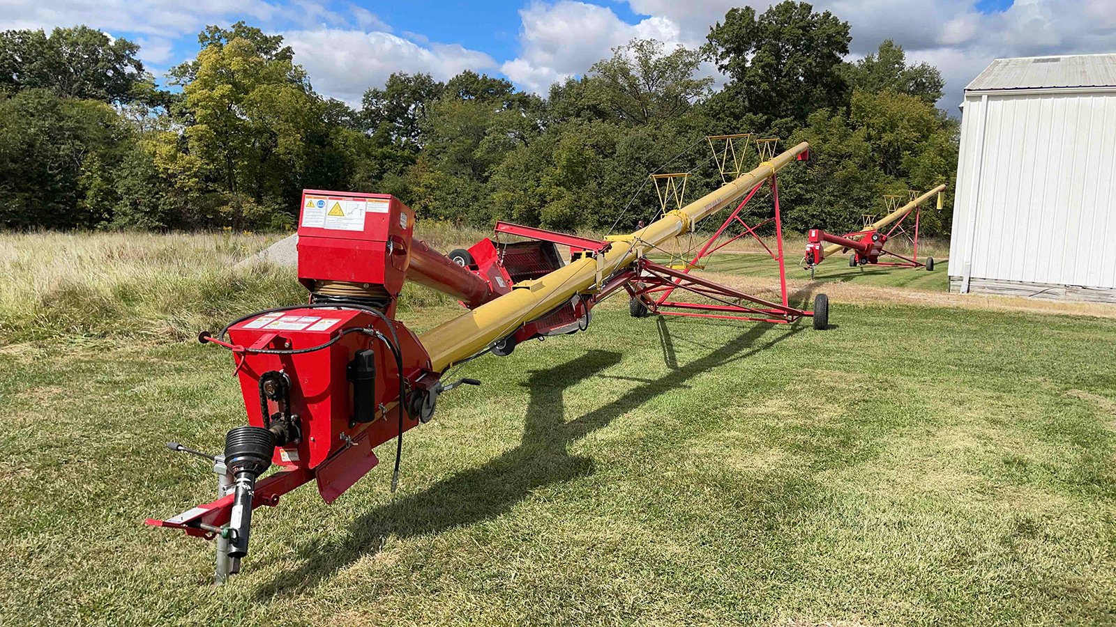 Property photo 77 - FARM EQUIPMENT AUCTION IN CUMBERLAND COUNTY, ILLINOIS