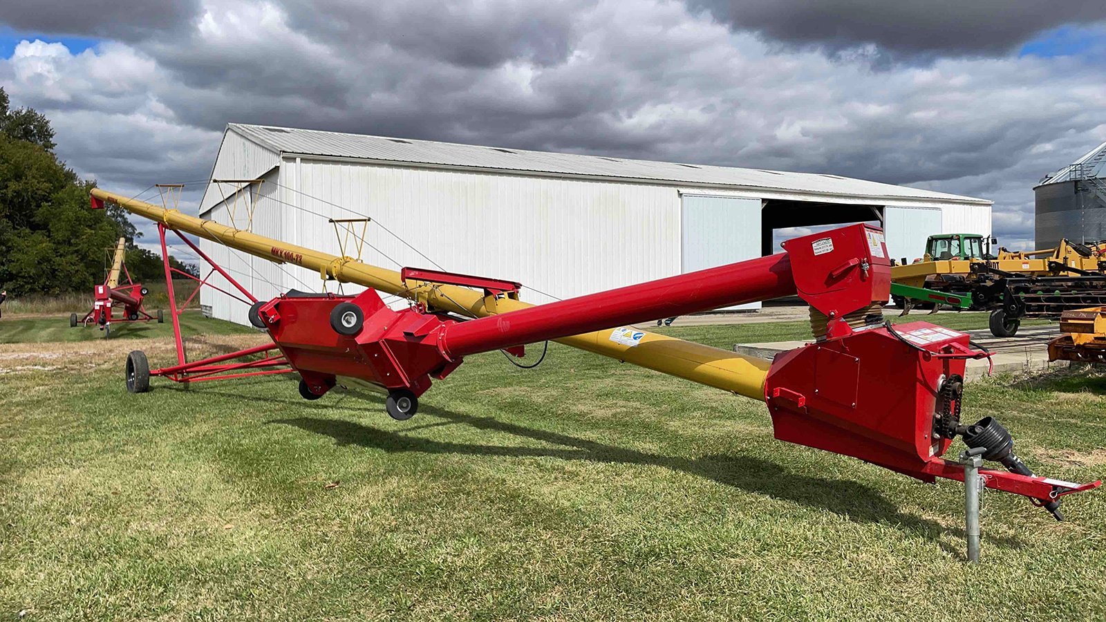 Property photo 78 - FARM EQUIPMENT AUCTION IN CUMBERLAND COUNTY, ILLINOIS