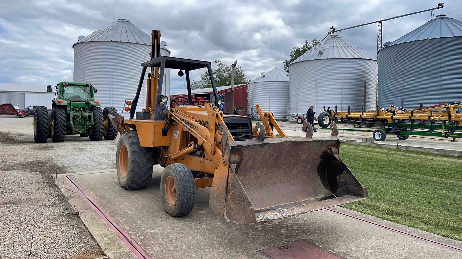 Property photo 80 - FARM EQUIPMENT AUCTION IN CUMBERLAND COUNTY, ILLINOIS