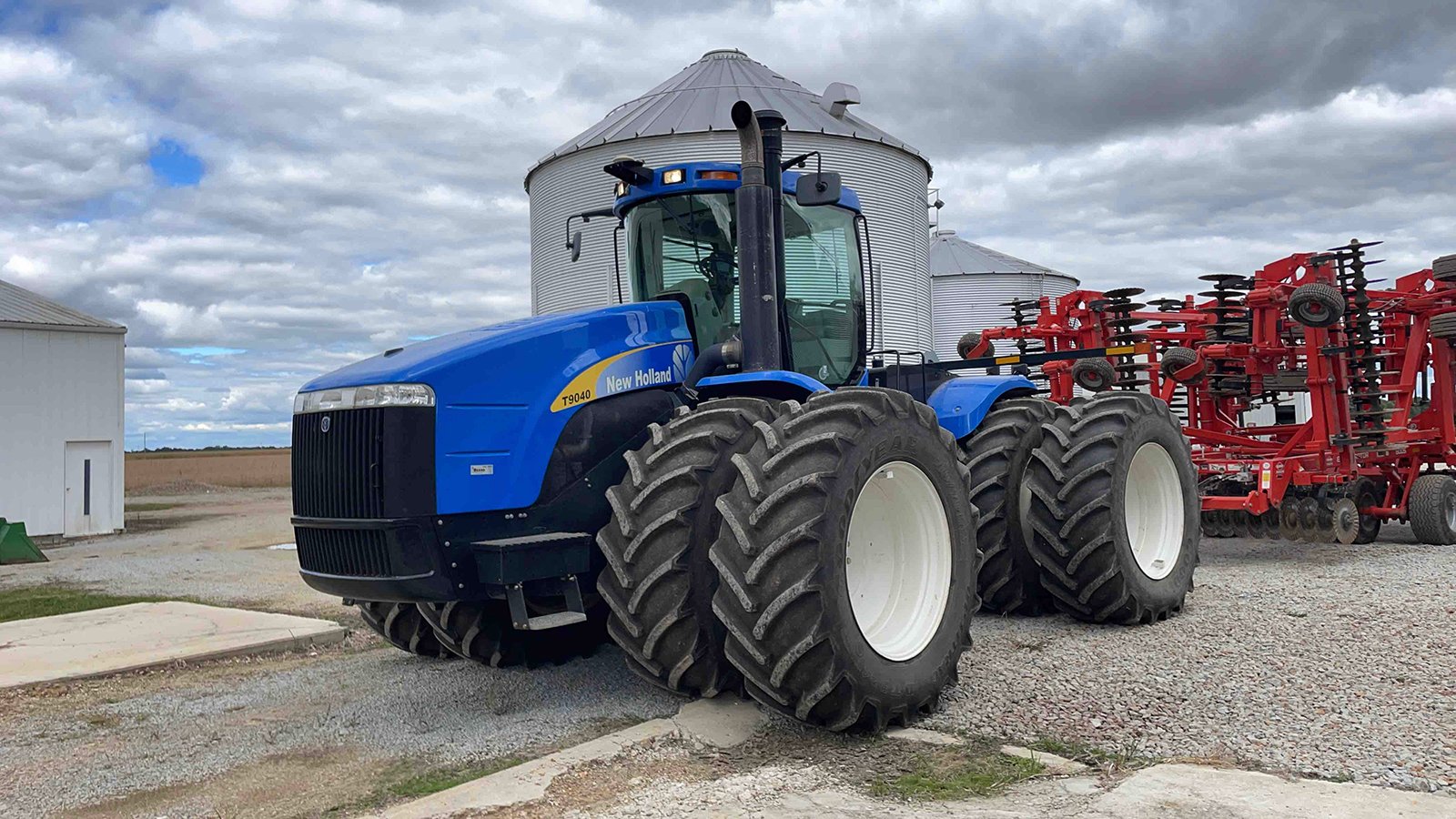 Property photo 30 - FARM EQUIPMENT AUCTION IN CUMBERLAND COUNTY, ILLINOIS