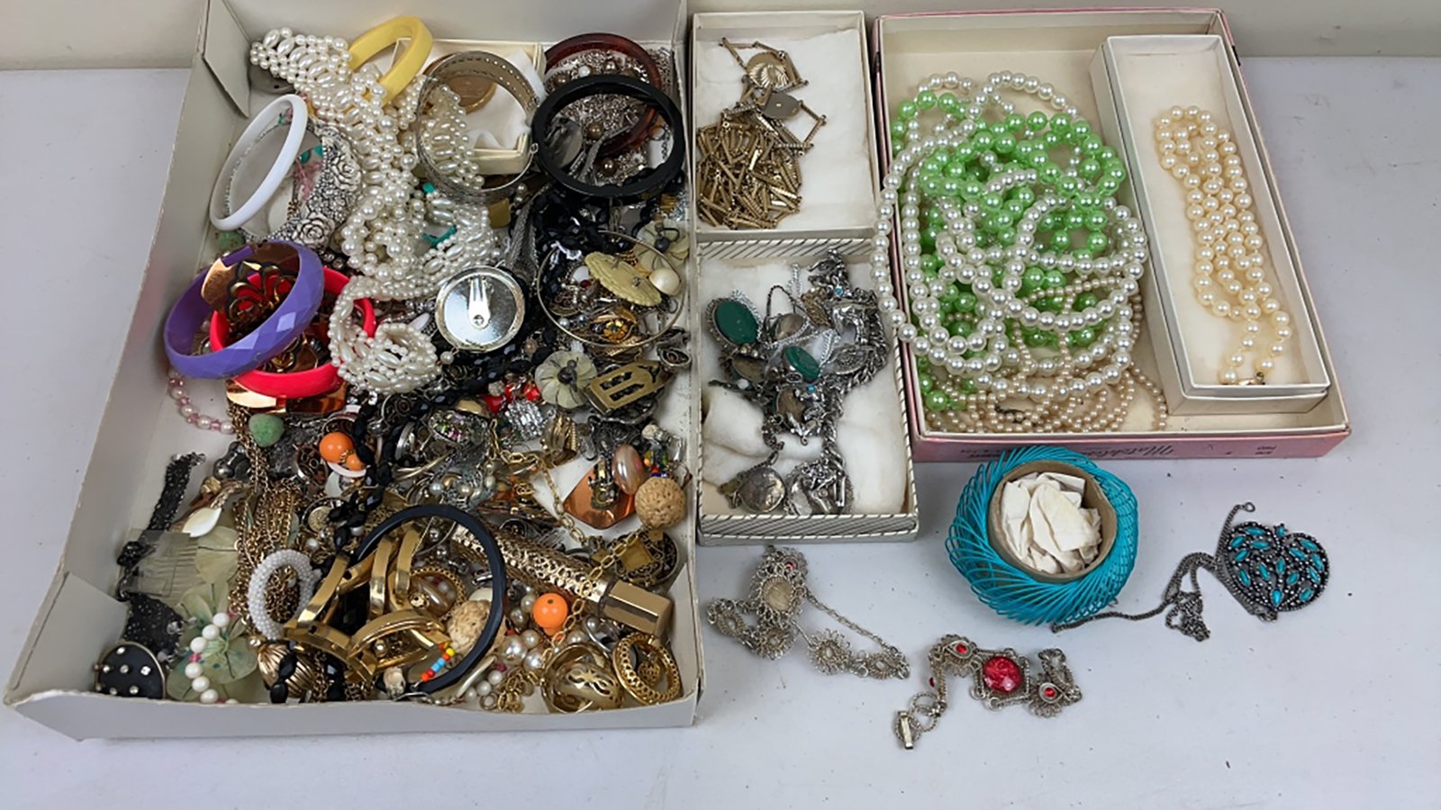 Property photo 326 - TIMED ONLINE ONLY PERSONAL PROPERTY AUCTION IN ALLEN COUNTY, INDIANA