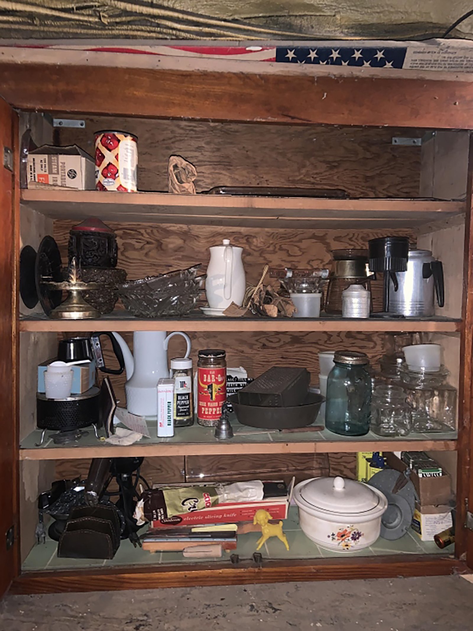 Property photo 572 - TIMED ONLINE ONLY PERSONAL PROPERTY AUCTION IN ALLEN COUNTY, INDIANA