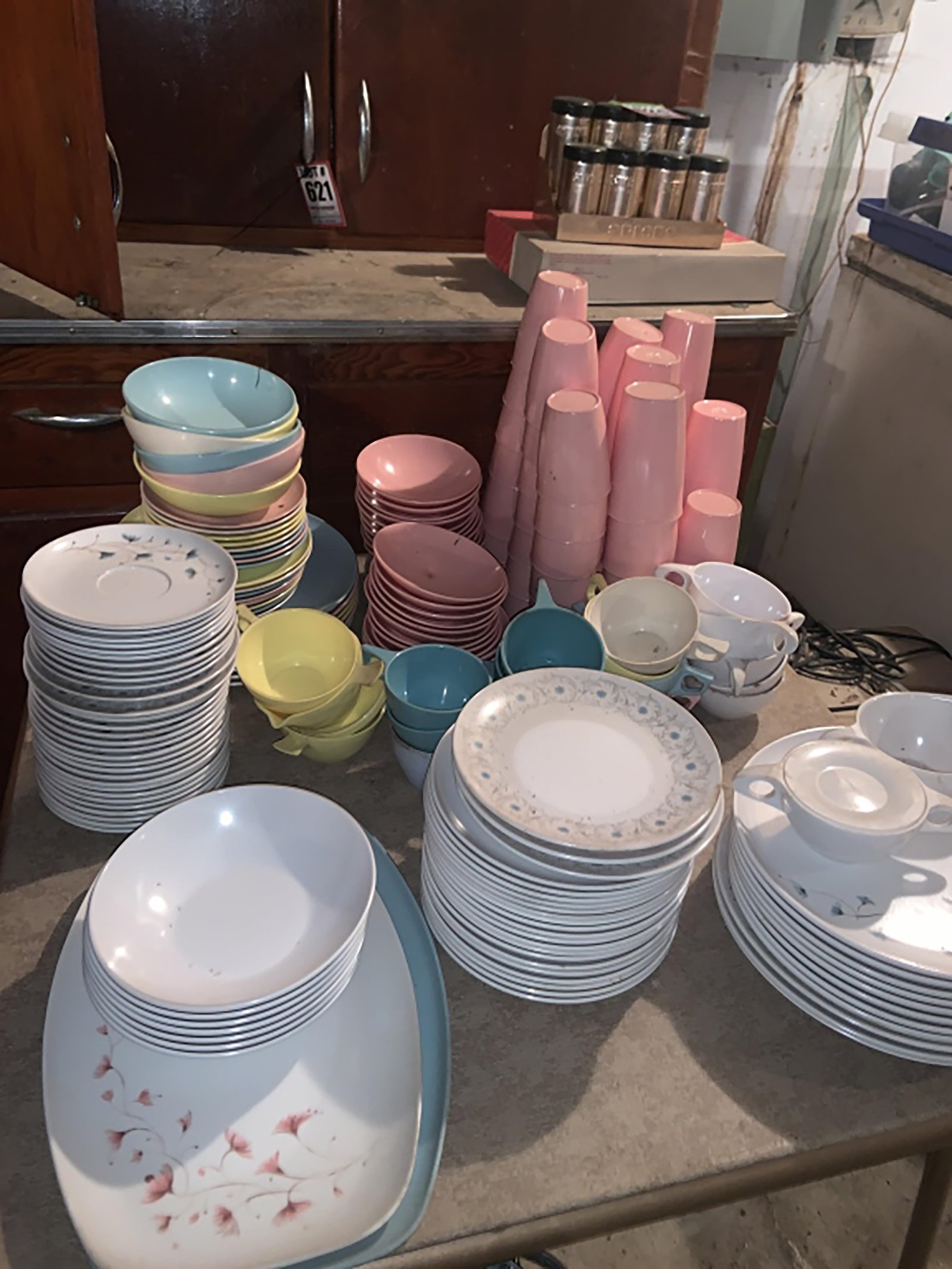 Property photo 580 - TIMED ONLINE ONLY PERSONAL PROPERTY AUCTION IN ALLEN COUNTY, INDIANA