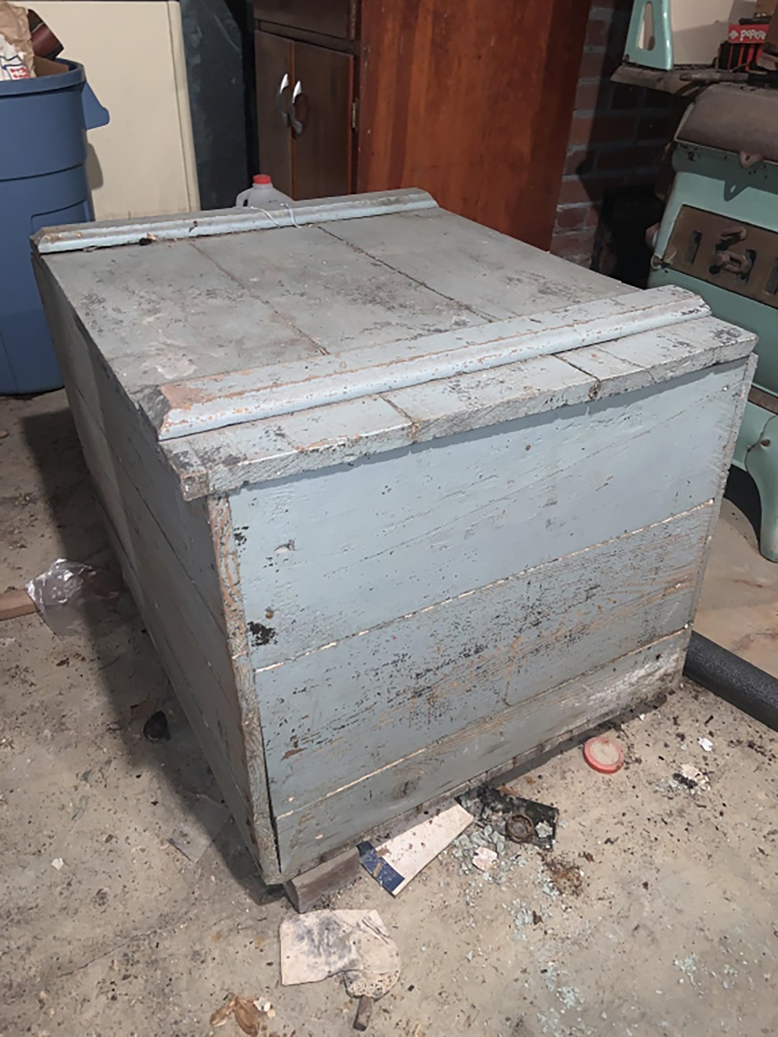 Property photo 615 - TIMED ONLINE ONLY PERSONAL PROPERTY AUCTION IN ALLEN COUNTY, INDIANA