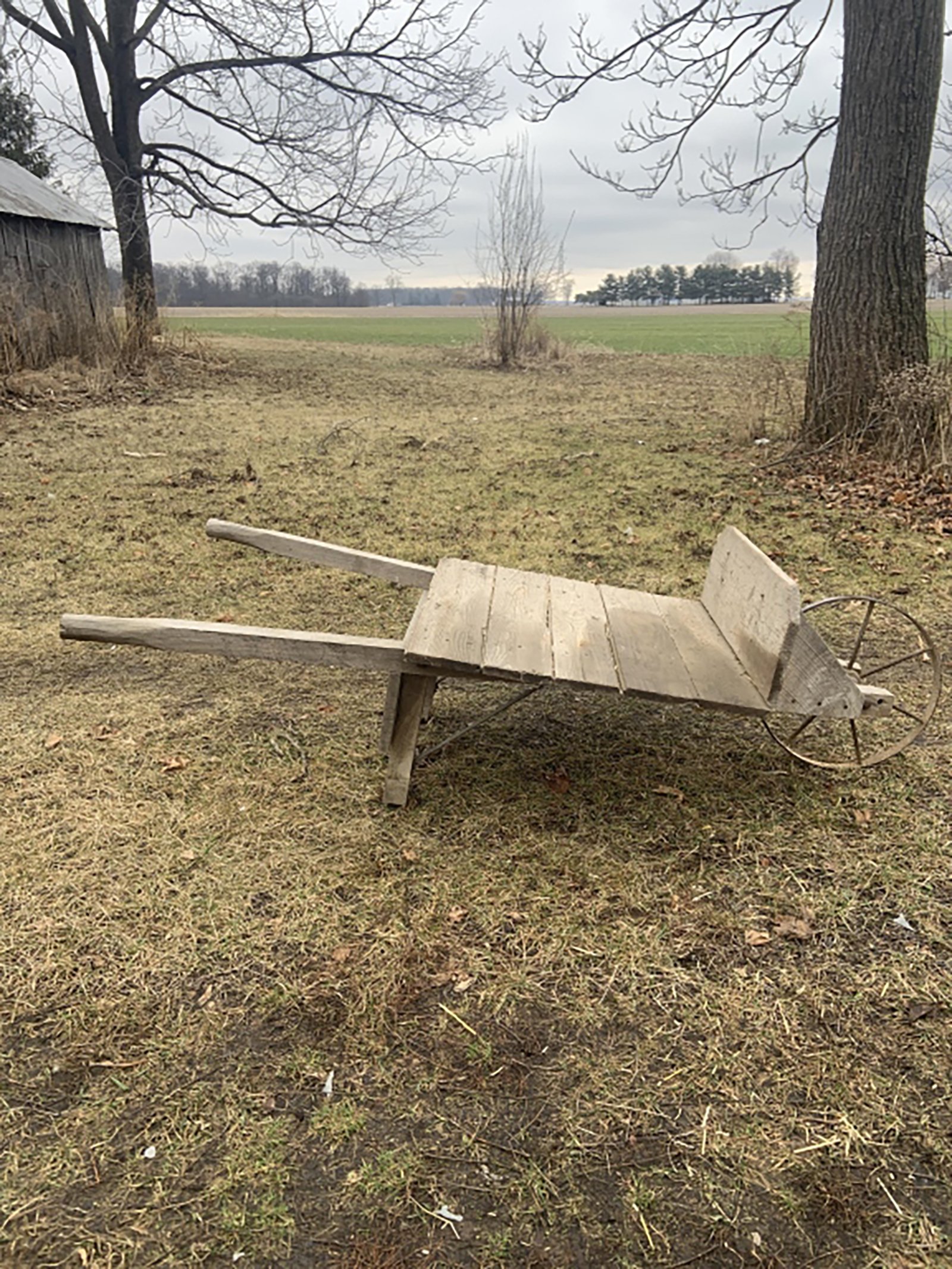 Property photo 686 - TIMED ONLINE ONLY PERSONAL PROPERTY AUCTION IN ALLEN COUNTY, INDIANA