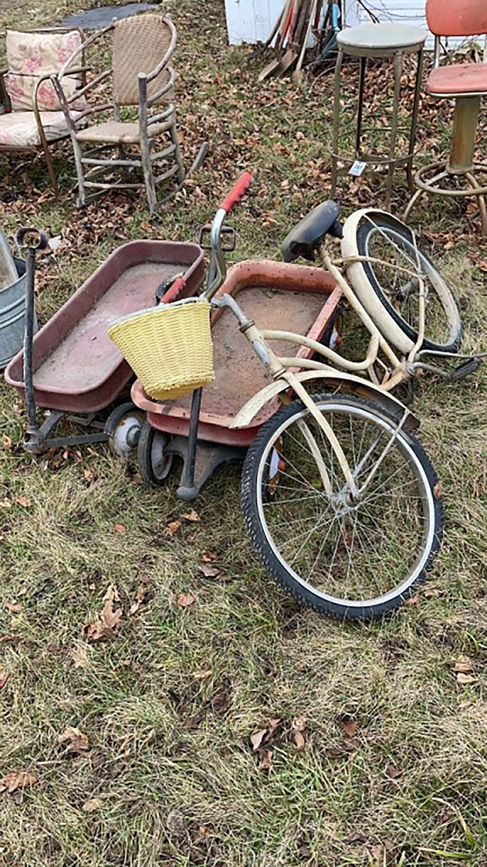 Property photo 700 - TIMED ONLINE ONLY PERSONAL PROPERTY AUCTION IN ALLEN COUNTY, INDIANA