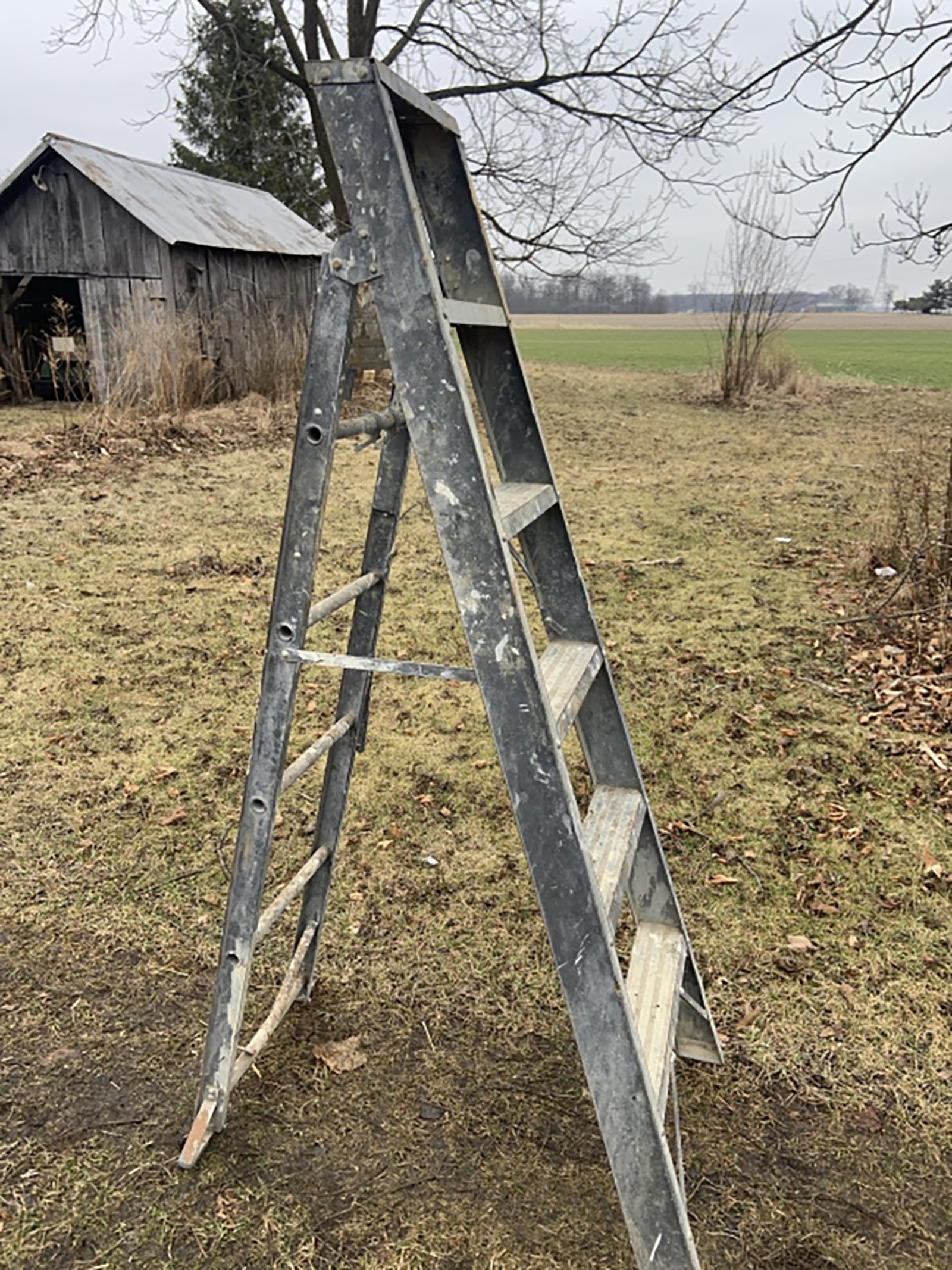 Property photo 708 - TIMED ONLINE ONLY PERSONAL PROPERTY AUCTION IN ALLEN COUNTY, INDIANA