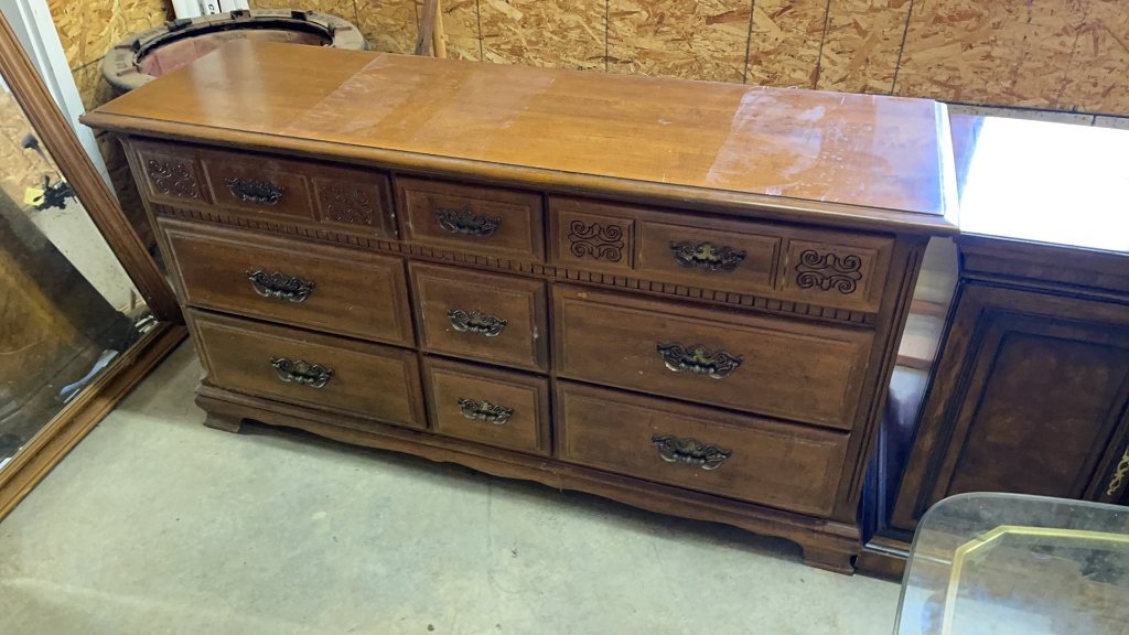 Property photo 17 - TIMED ONLINE ONLY PERSONAL PROPERTY AUCTION IN NOBLE COUNTY, INDIANA