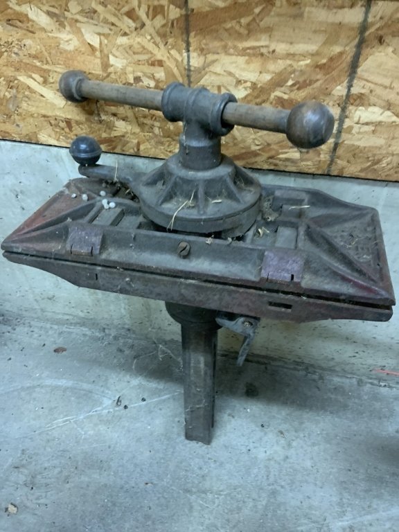 Property photo 229 - TIMED ONLINE ONLY PERSONAL PROPERTY AUCTION IN NOBLE COUNTY, INDIANA