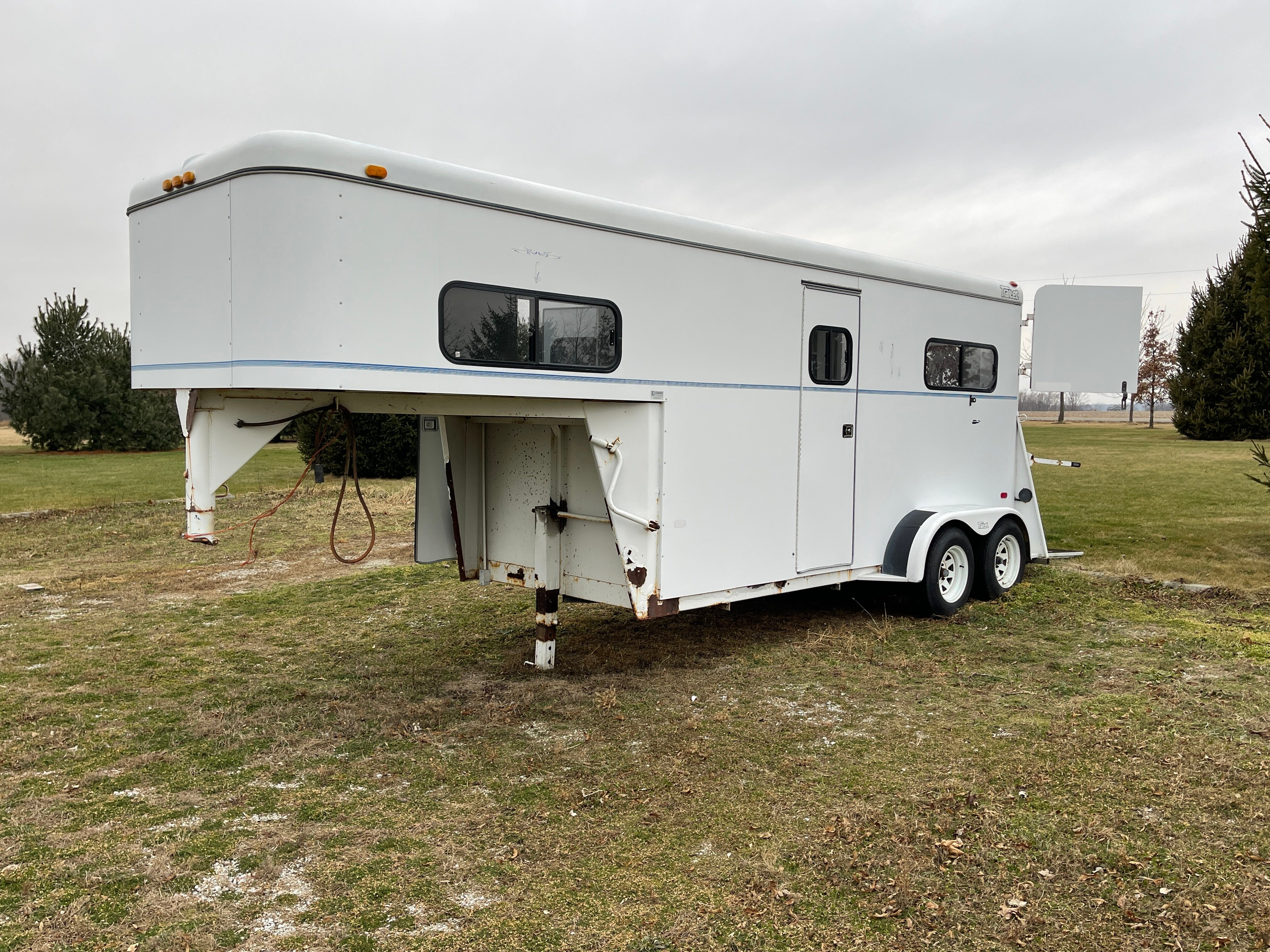 Property photo 45 - TIMED ONLINE ONLY PERSONAL PROPERTY AUCTION IN NOBLE COUNTY, INDIANA
