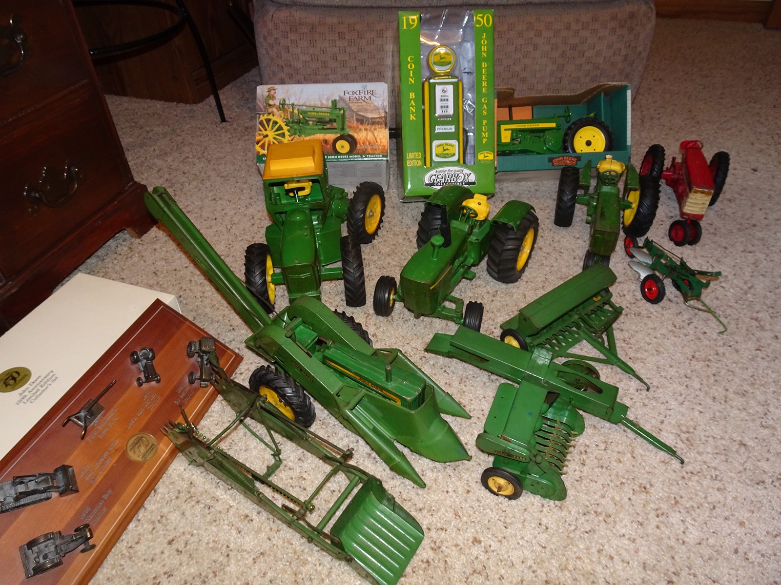 Property photo 6 - FARM EQUIPMENT AND TOYS AUCTION IN WELLS COUNTY, INDIANA