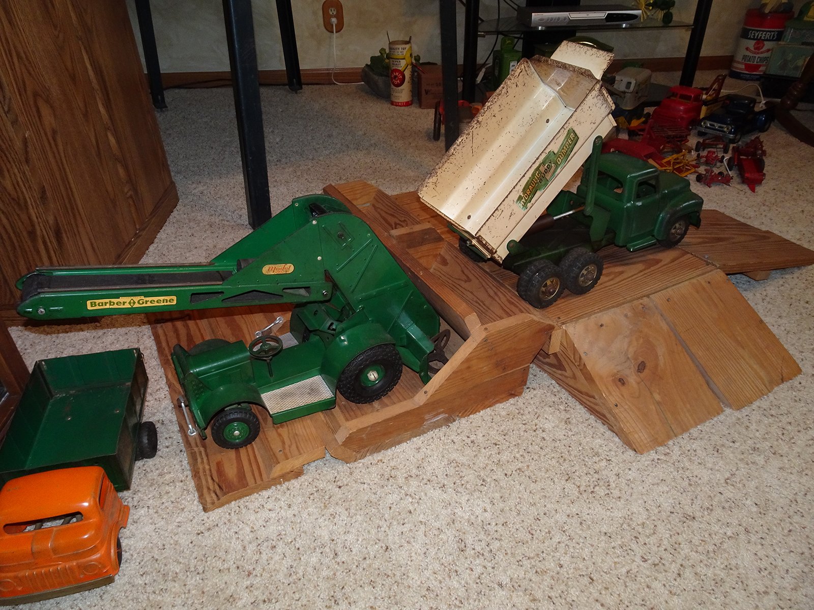 Property photo 7 - FARM EQUIPMENT AND TOYS AUCTION IN WELLS COUNTY, INDIANA