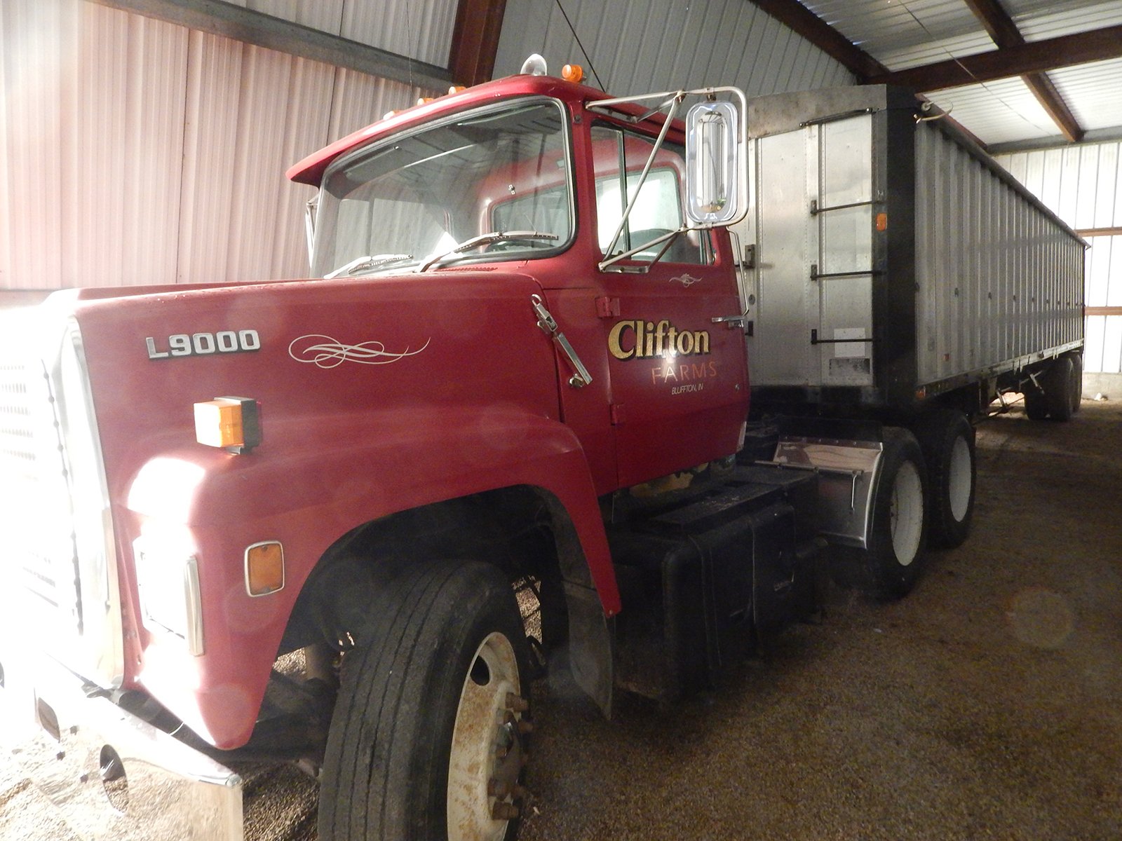 Property photo 3 - FARM EQUIPMENT AND TOYS AUCTION IN WELLS COUNTY, INDIANA