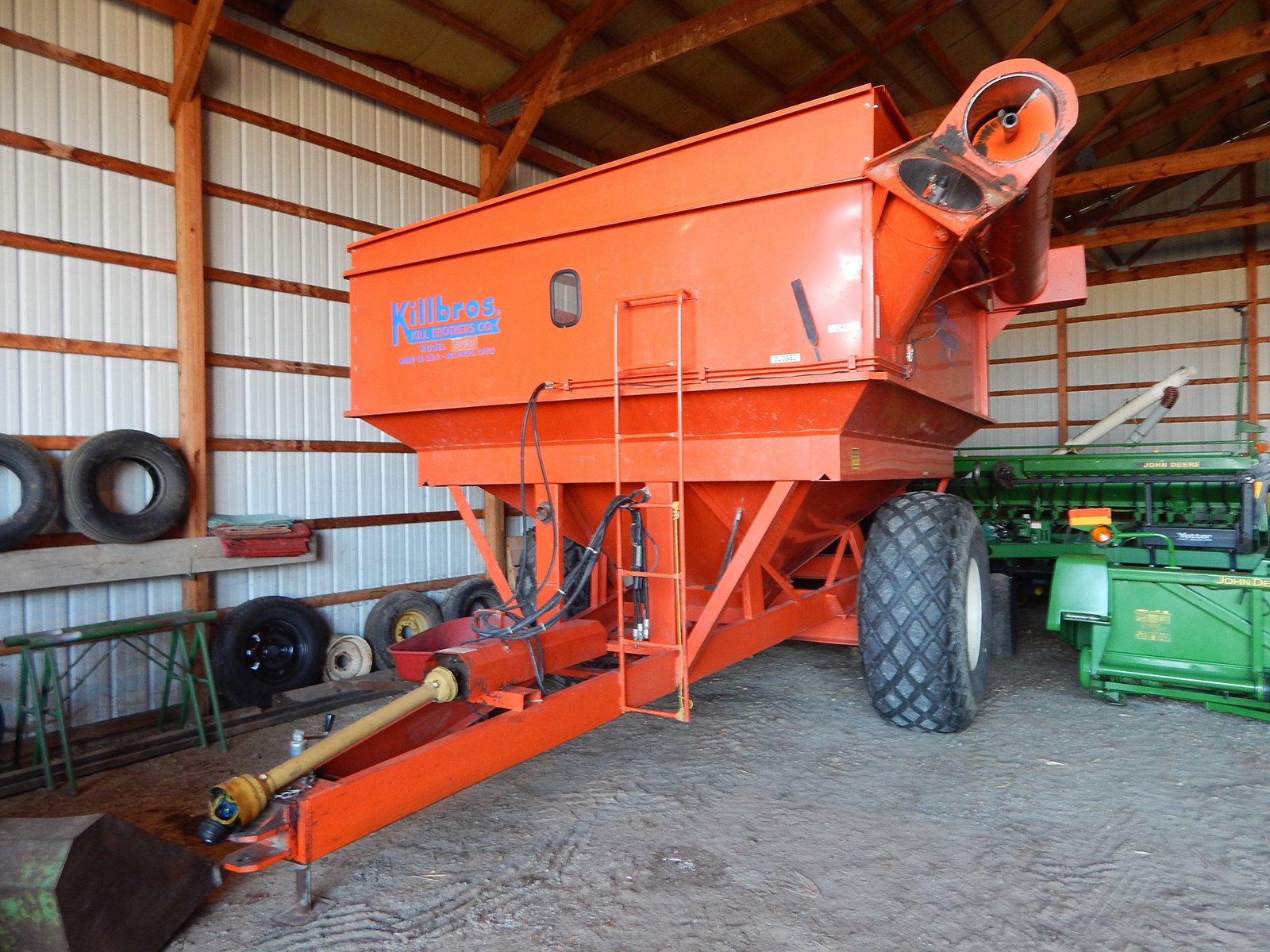 Property photo 15 - FARM EQUIPMENT AND TOYS AUCTION IN WELLS COUNTY, INDIANA