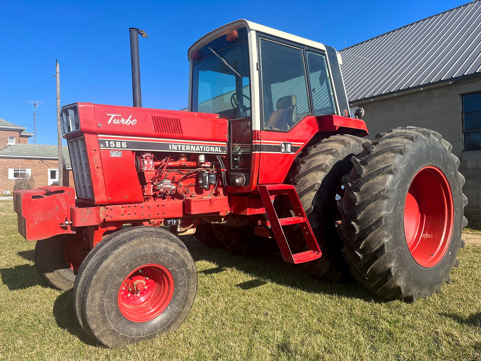 Property photo 1 - TIMED ONLINE ONLY EXCESS FARM EQUIPMENT AUCTION IN WAYNE COUNTY, INDIANA
