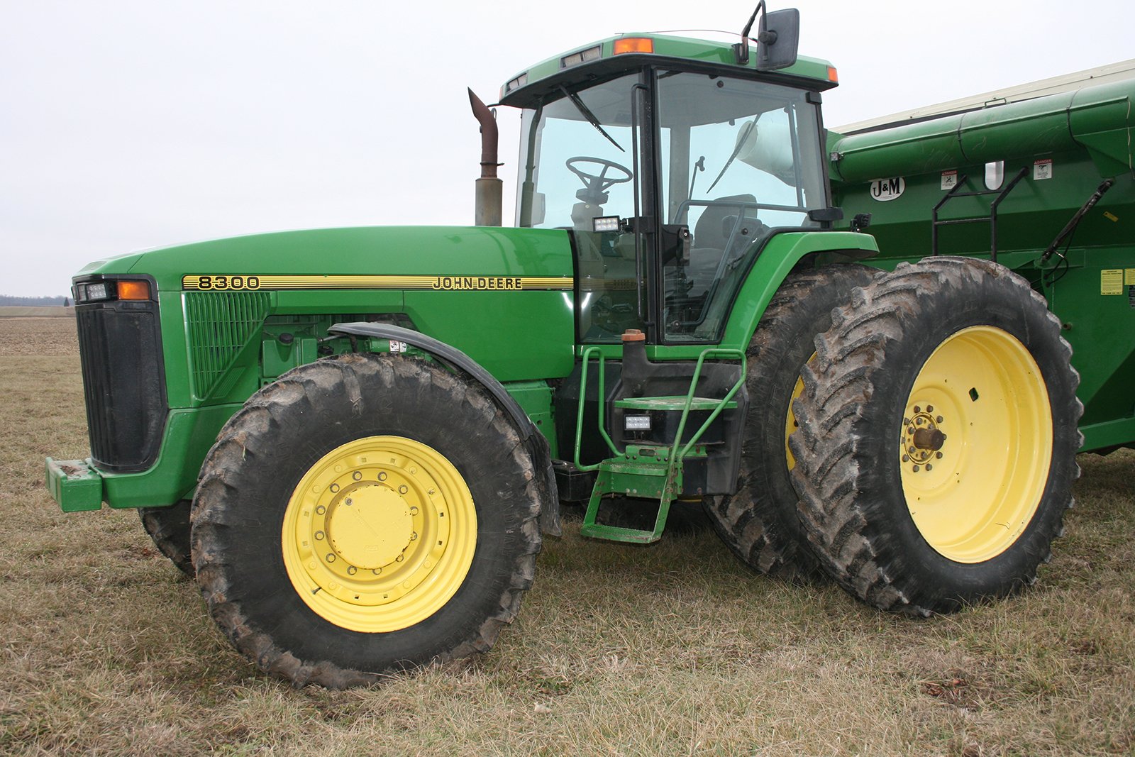 Property photo 2 - FARM EQUIPMENT AUCTION IN HOWARD COUNTY, INDIANA