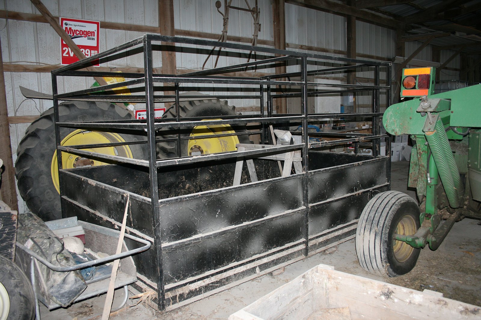 Property photo 36 - FARM EQUIPMENT AUCTION IN HOWARD COUNTY, INDIANA