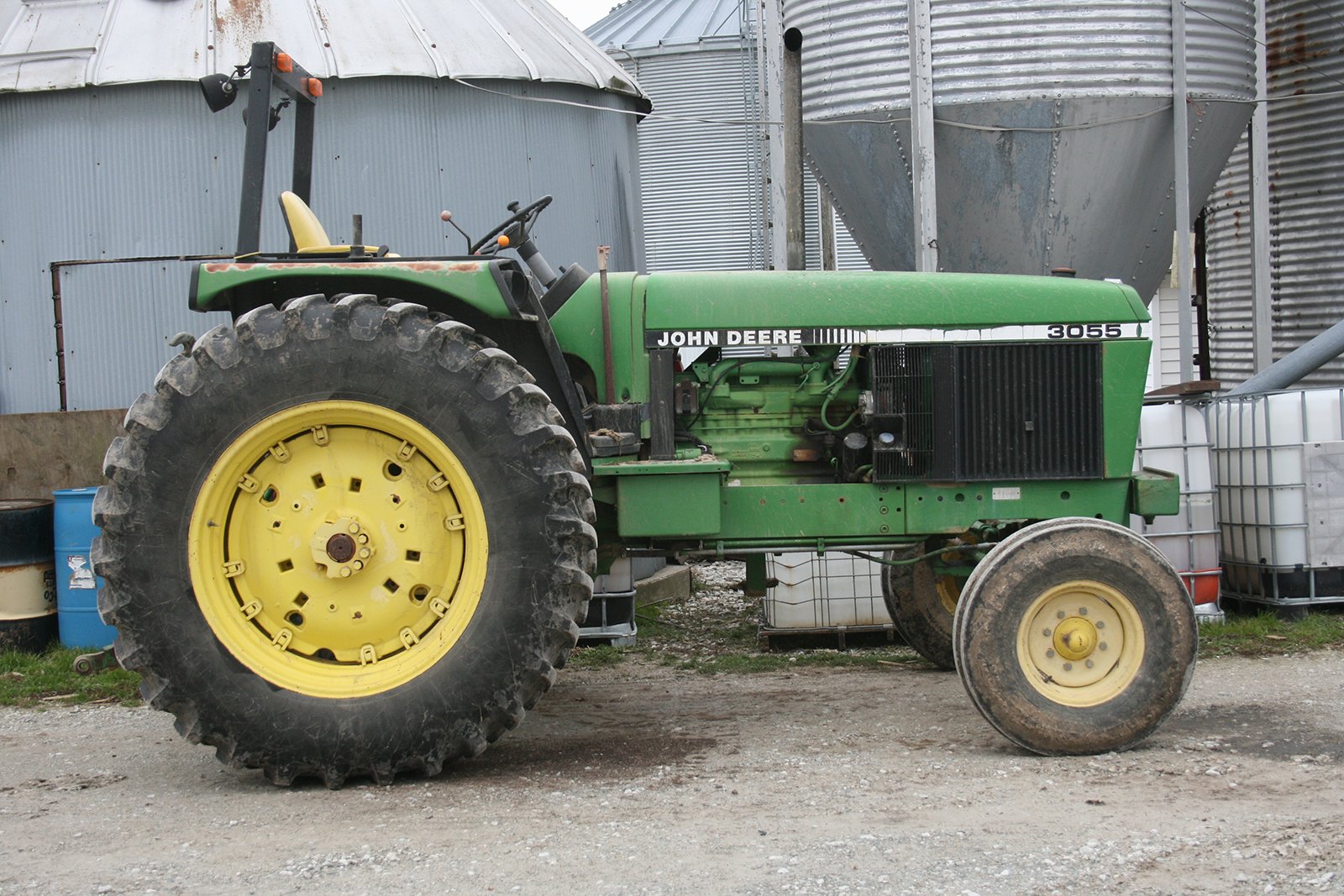 Property photo 4 - FARM EQUIPMENT AUCTION IN HOWARD COUNTY, INDIANA