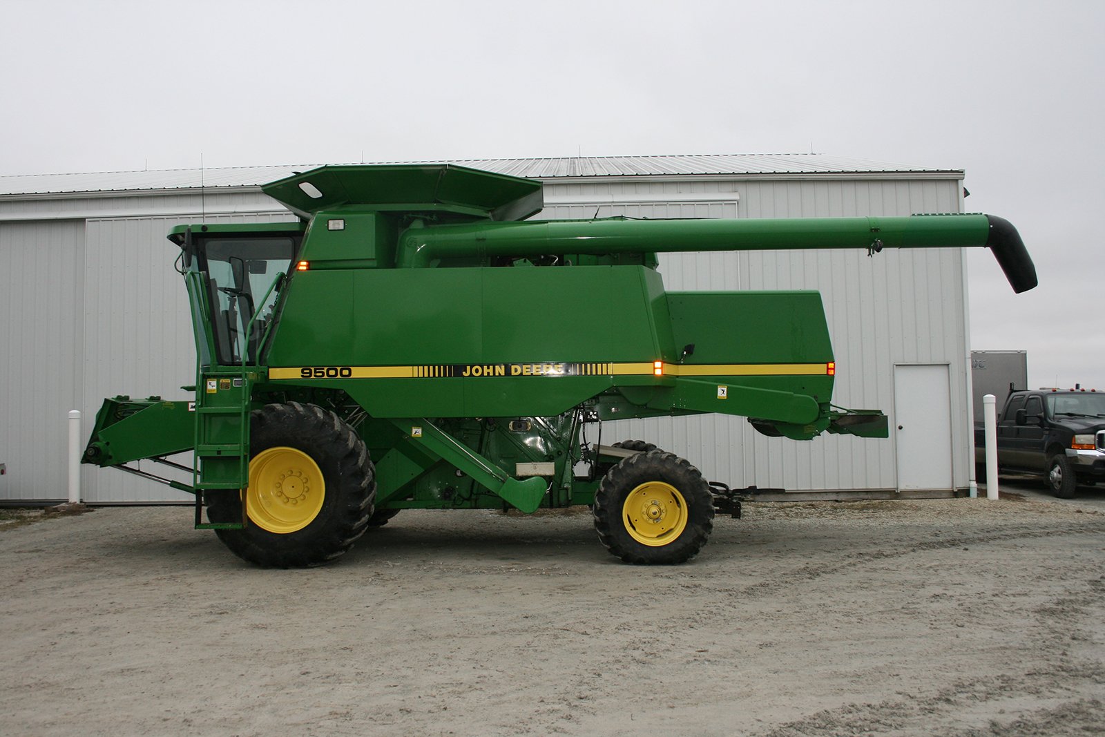 Property photo 7 - FARM EQUIPMENT AUCTION IN HOWARD COUNTY, INDIANA