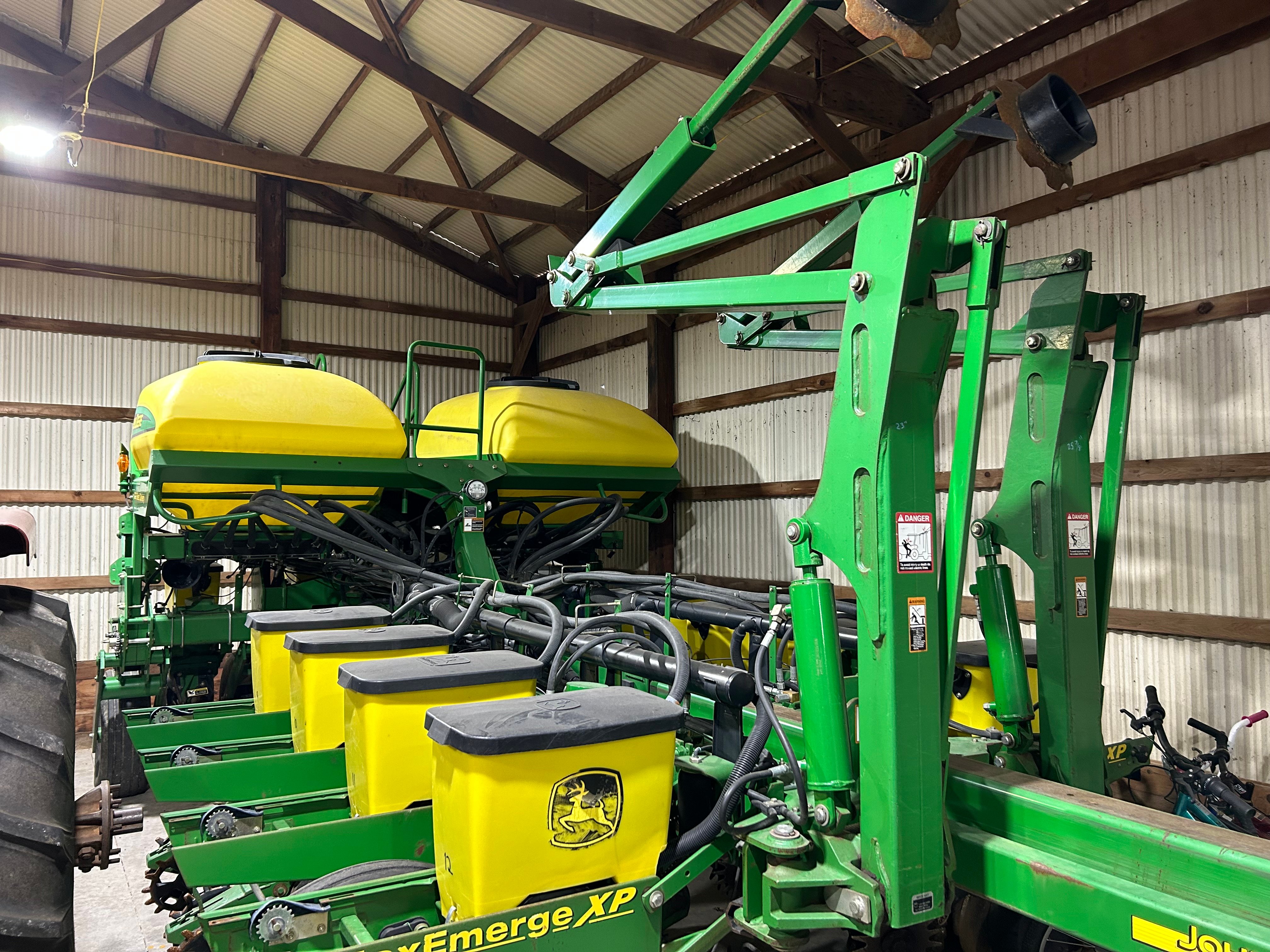 Property photo 4 - FARM EQUIPMENT AUCTION IN MADISON COUNTY, INDIANA
