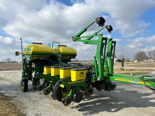 Property photo 7 - FARM EQUIPMENT AUCTION IN MADISON COUNTY, INDIANA
